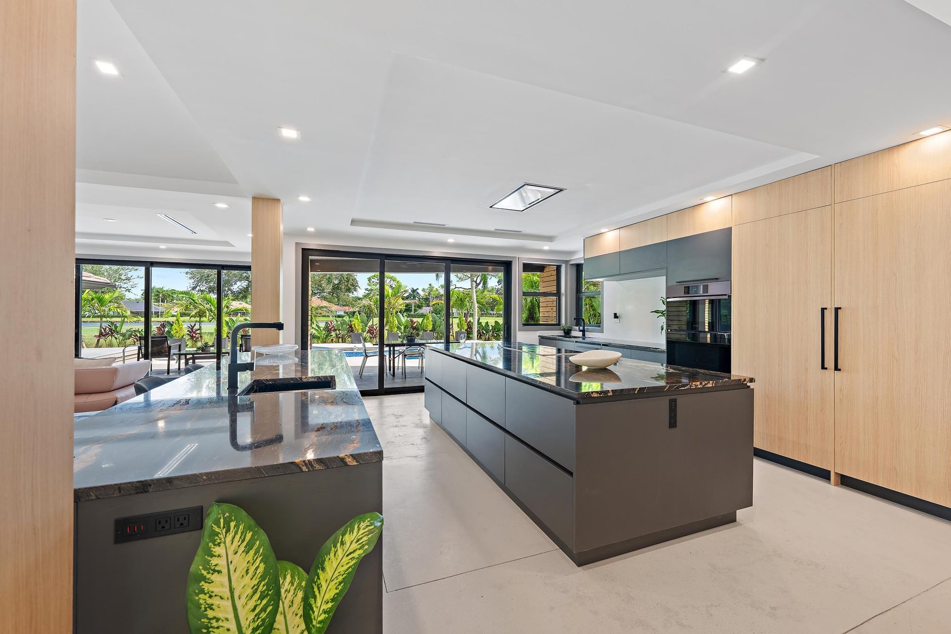 PGA National Palm Beach Gardens Residence photo 11