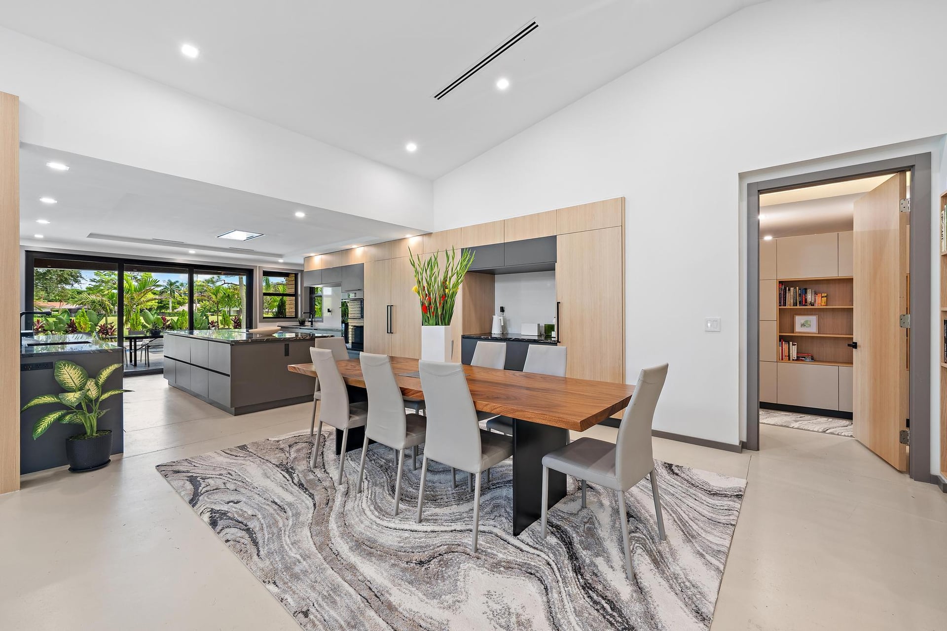 PGA National Palm Beach Gardens Residence photo 27