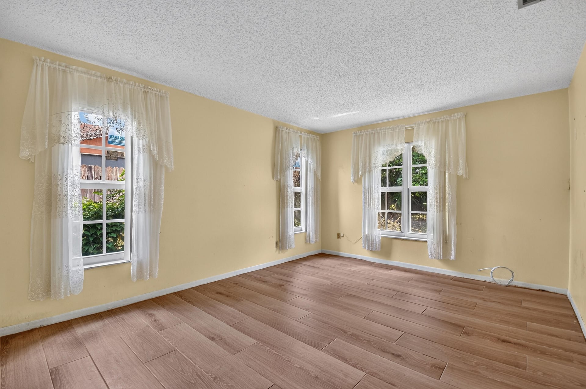 Residence photo 15