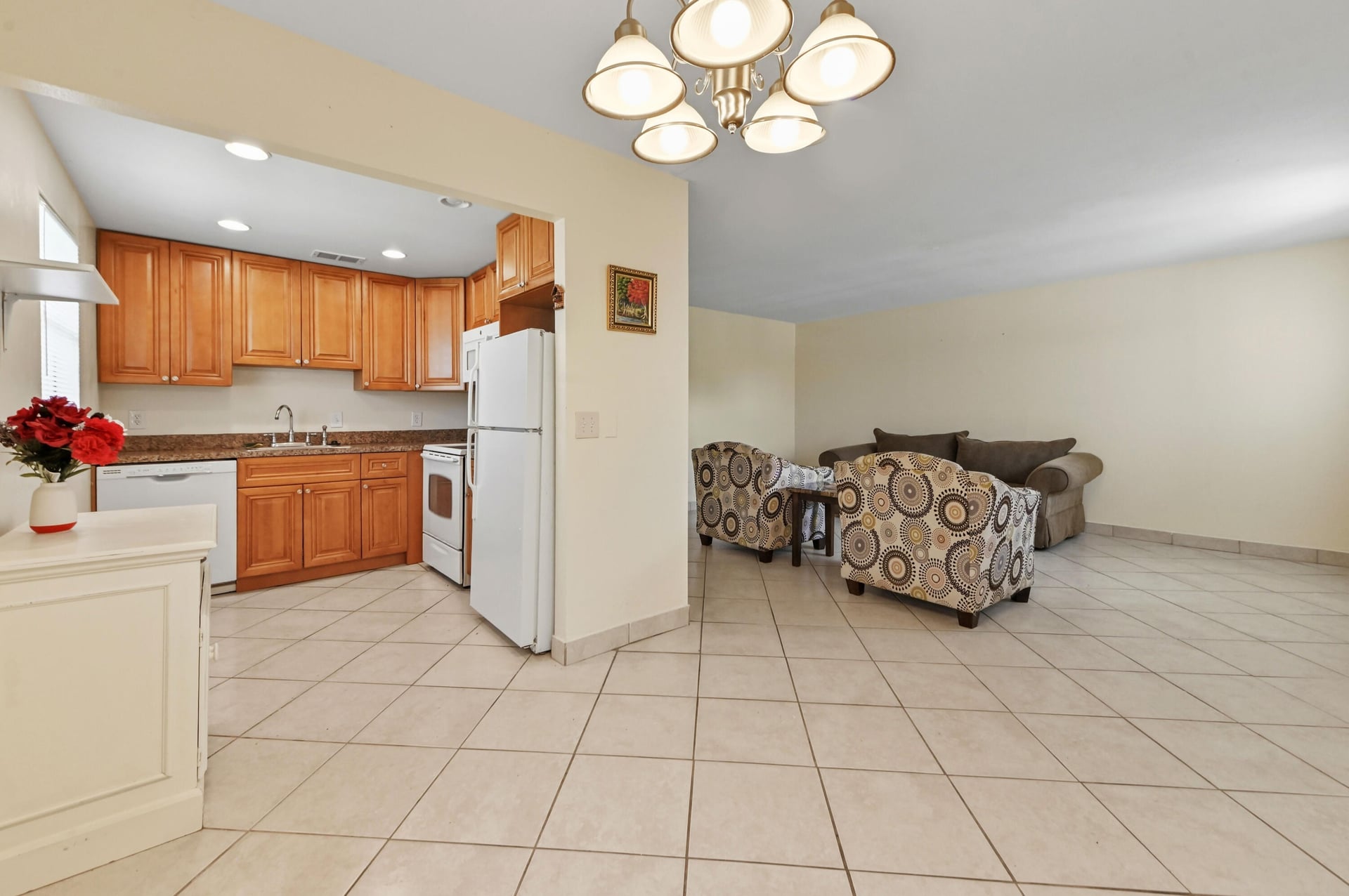 Residence photo 3