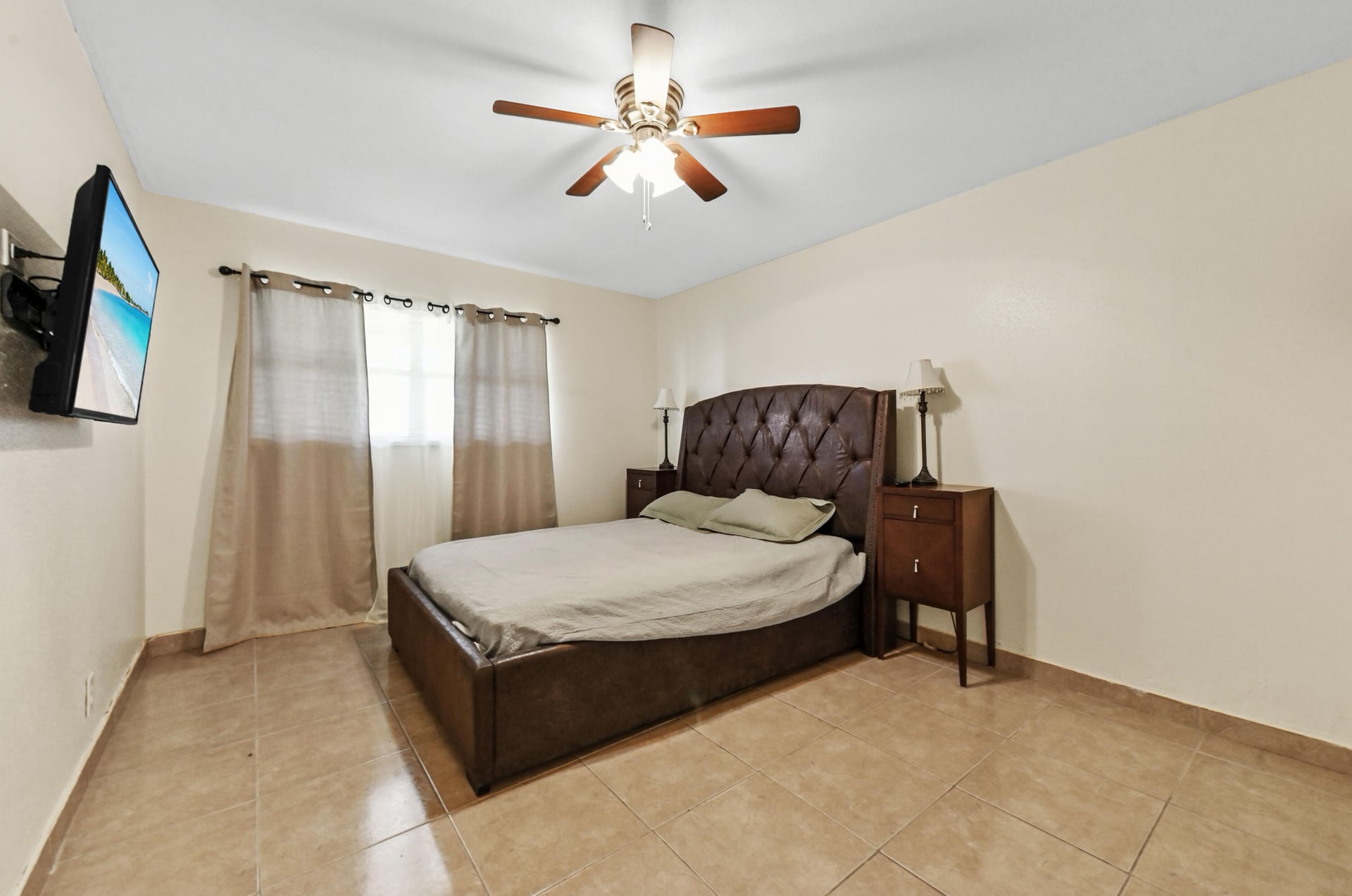 Residence photo 9