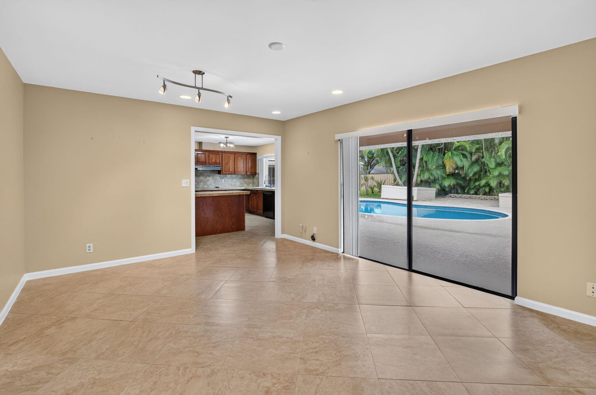 Pine Tree Golf Club Residence photo 13