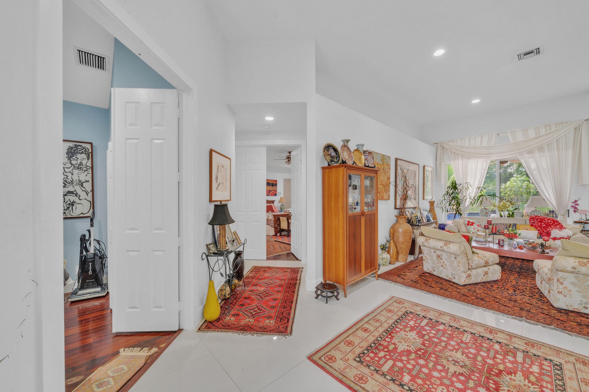 Residence photo 15