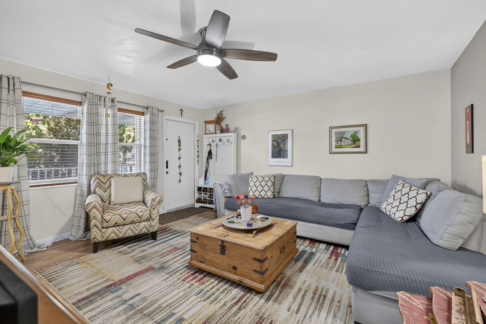 Unit 25 photo 9