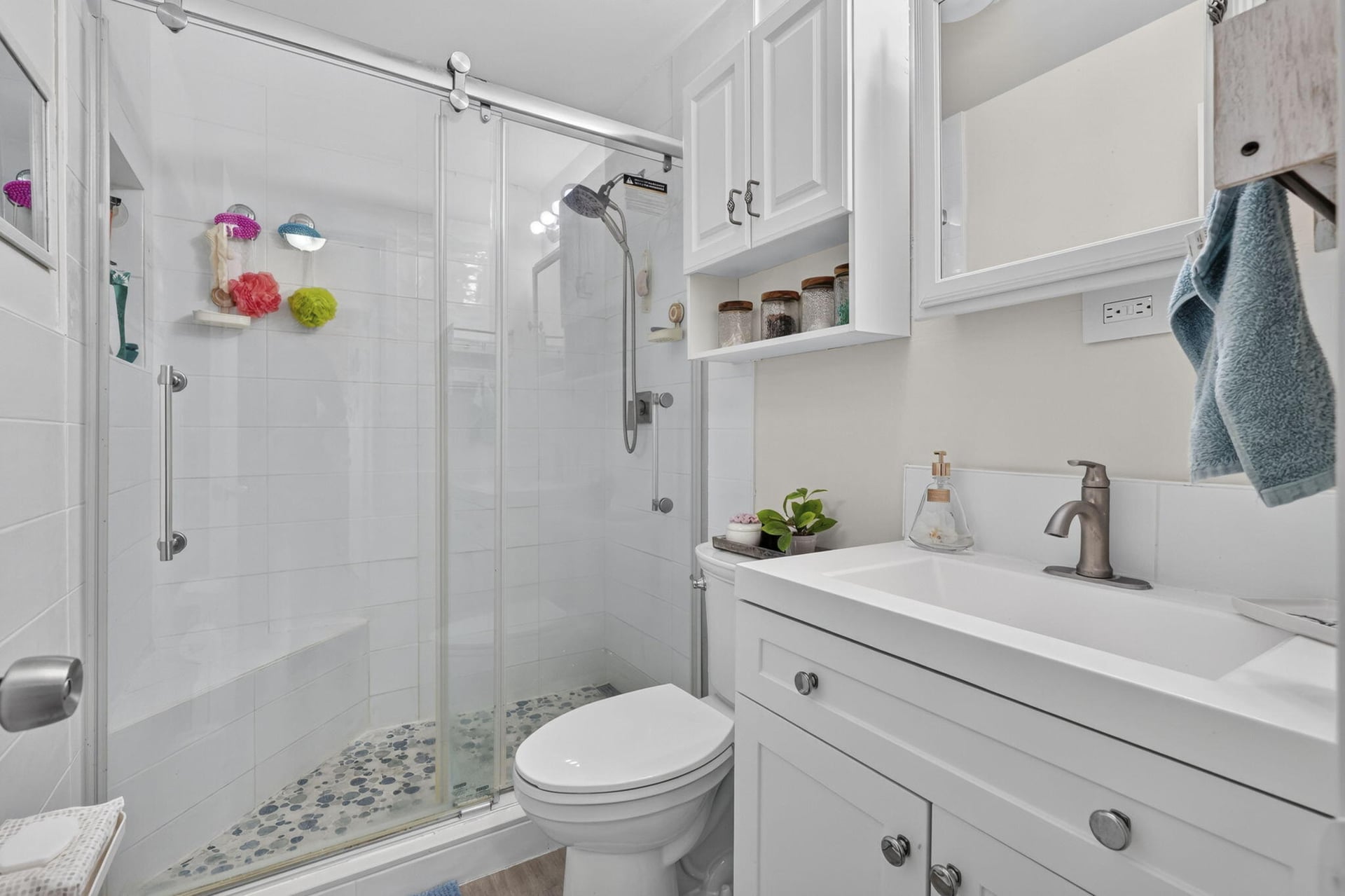 Unit 25 photo 22