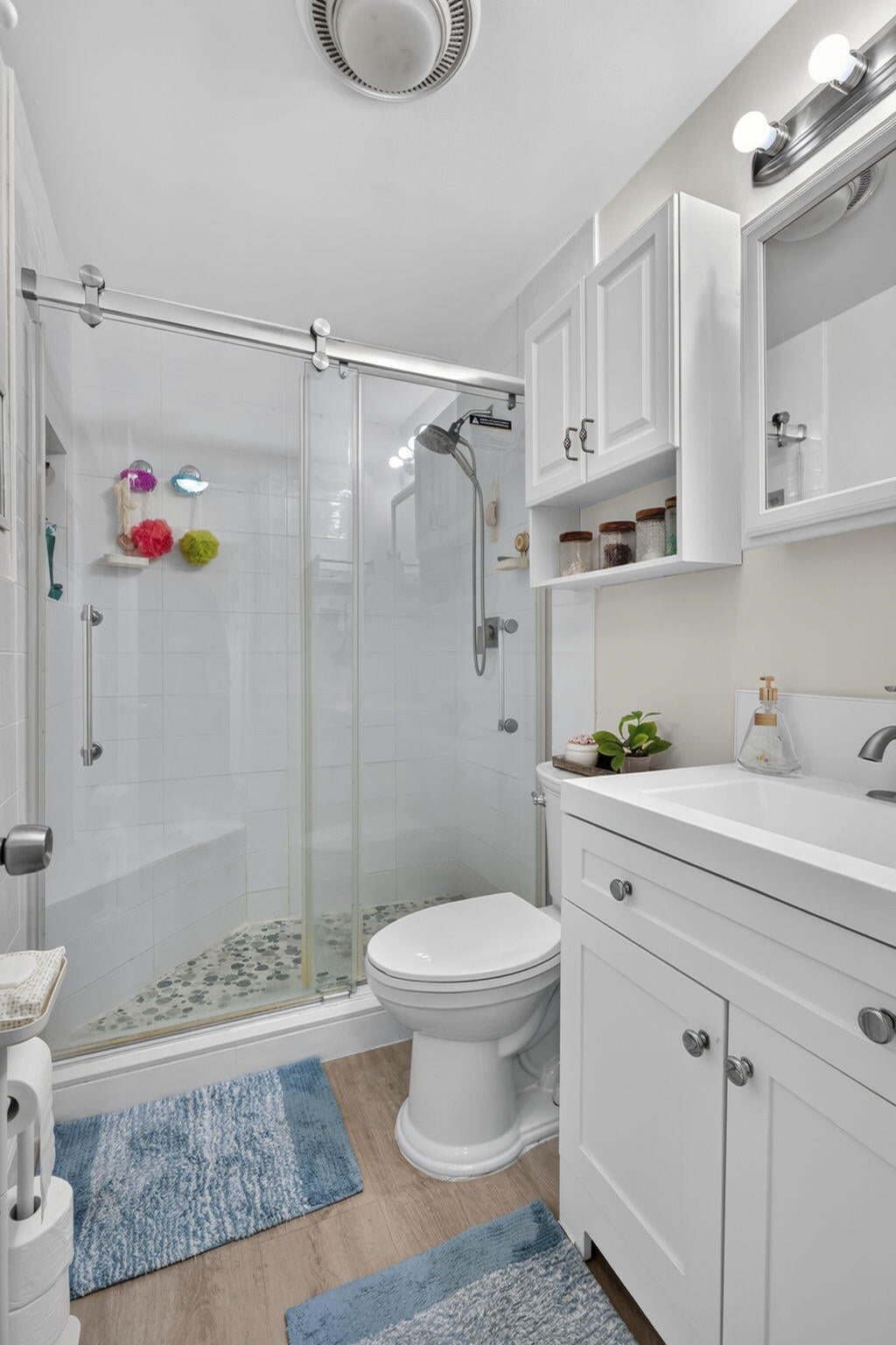 Unit 25 photo 23