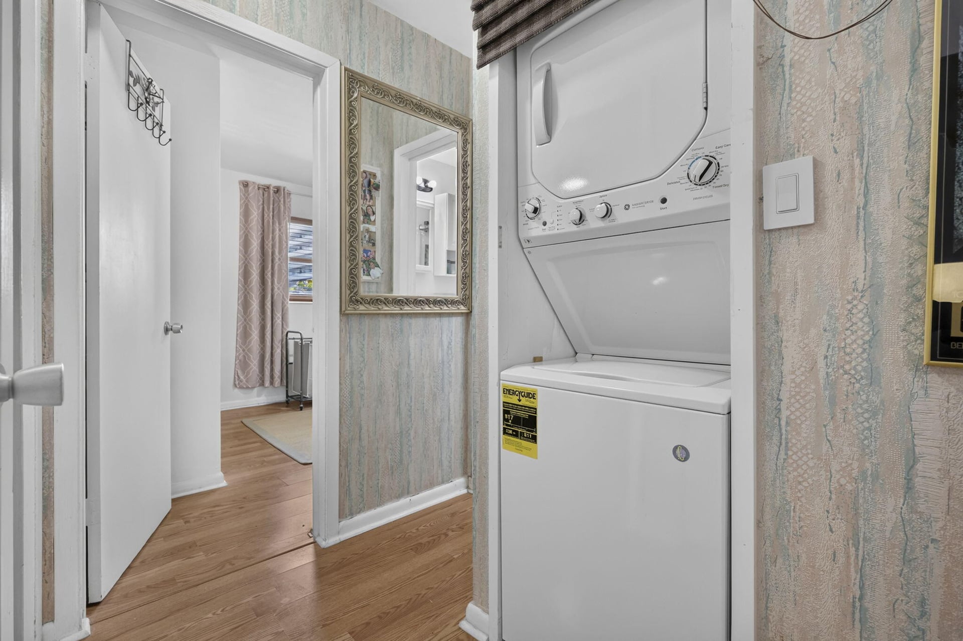 Unit 25 photo 24
