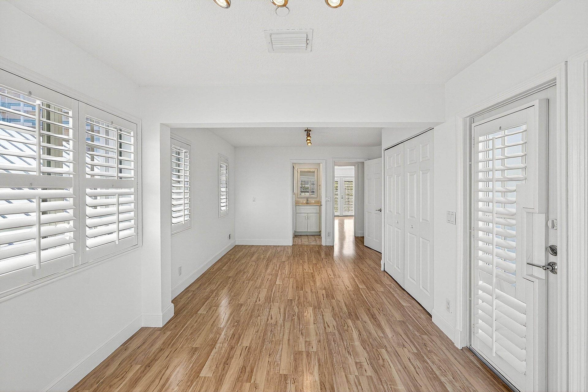  Residence photo 29