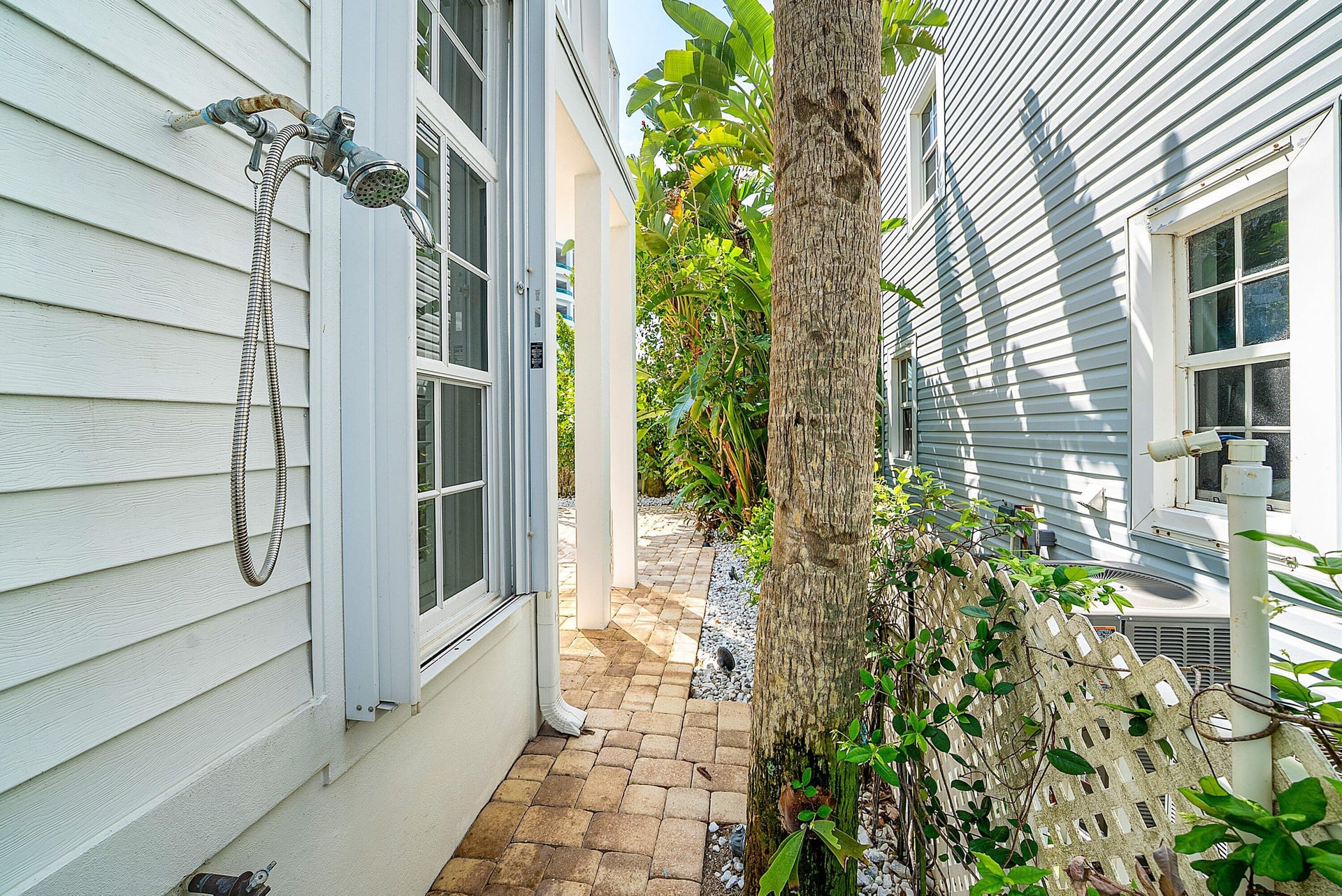  Residence photo 51