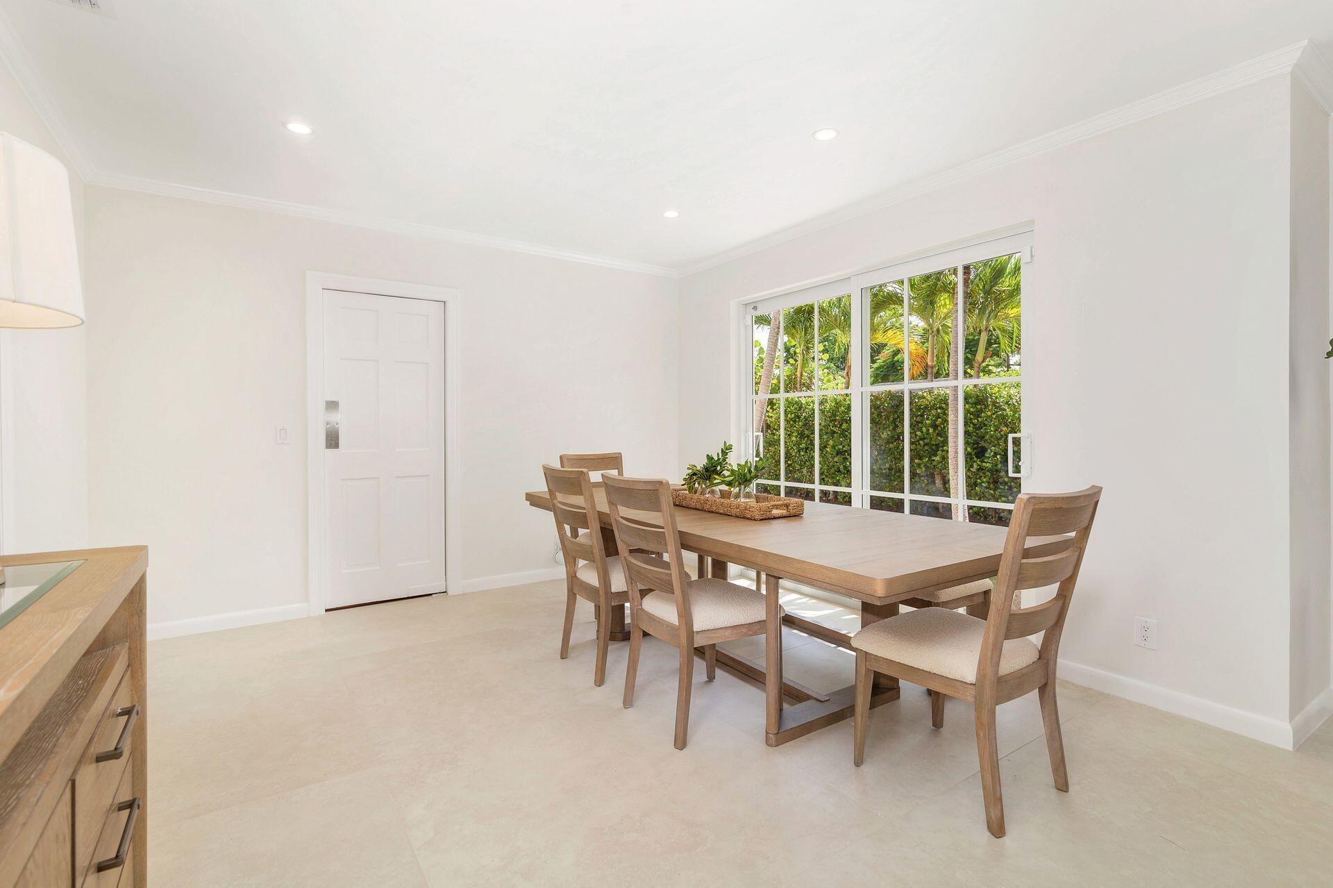 SoSo West Palm Beach Residence photo 14