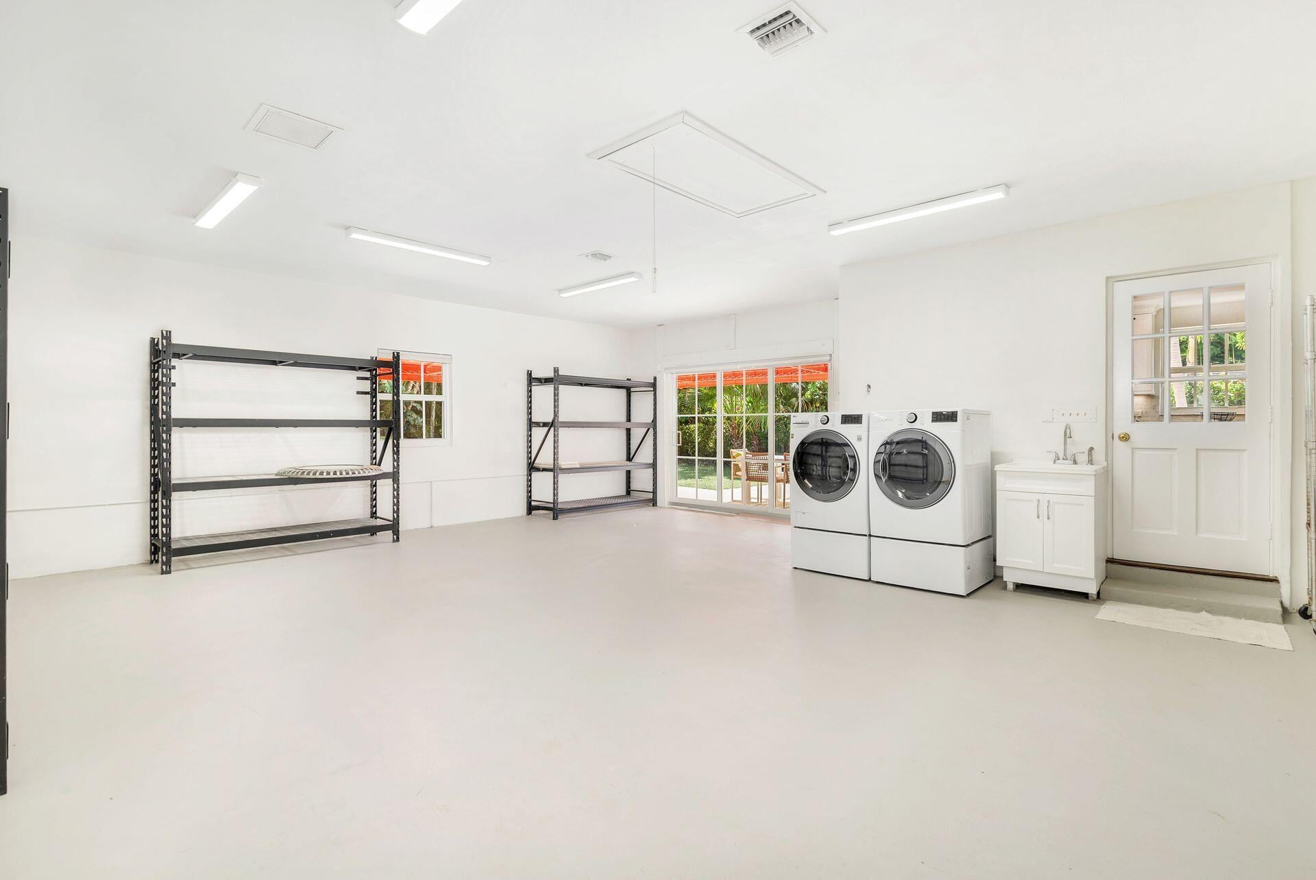 SoSo West Palm Beach Residence photo 28