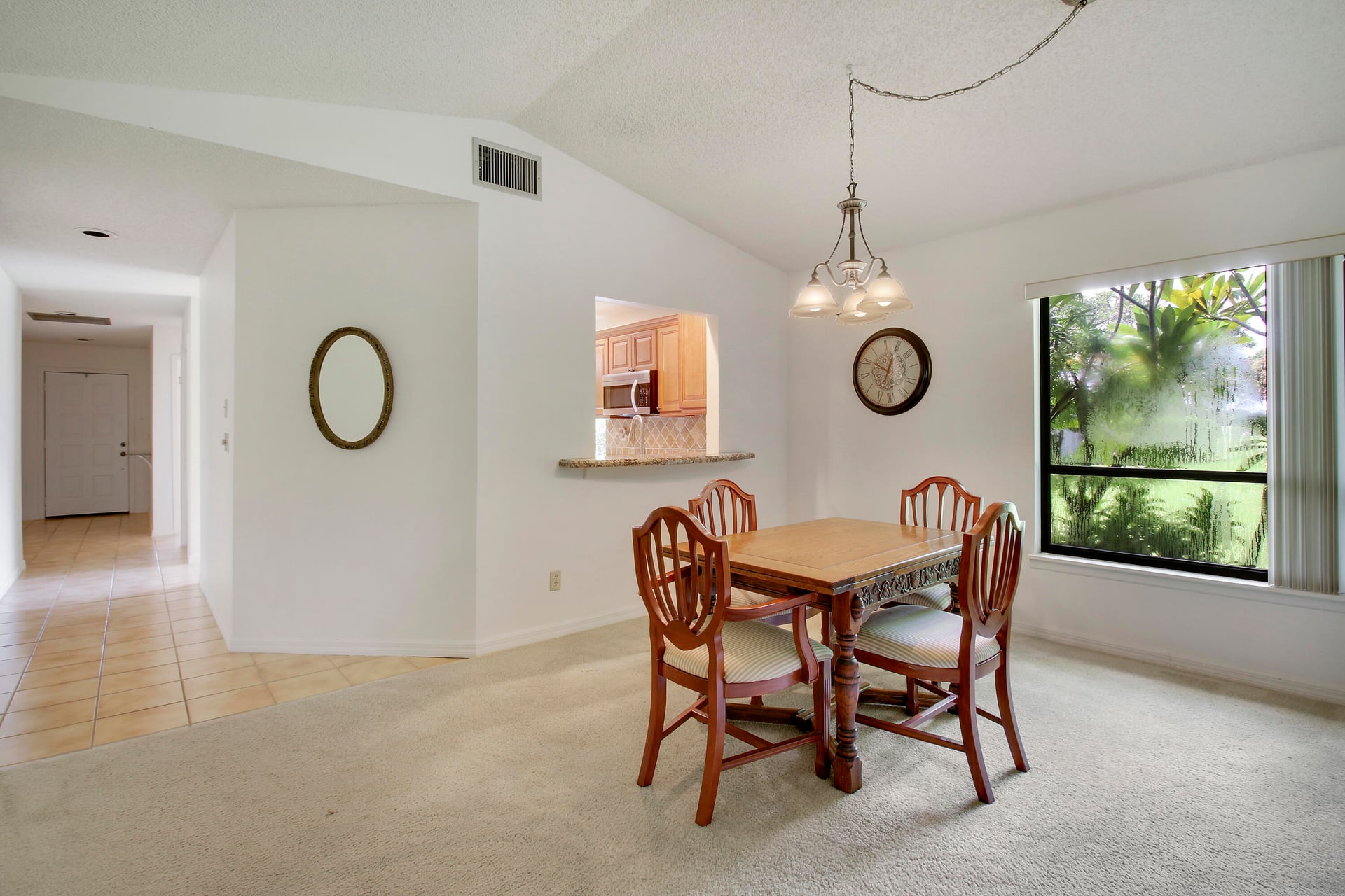 Residence photo 5