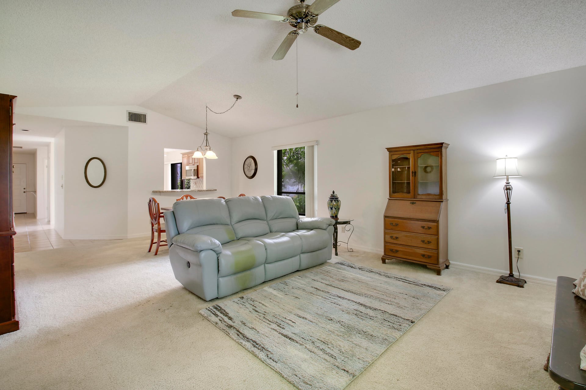 Residence photo 16