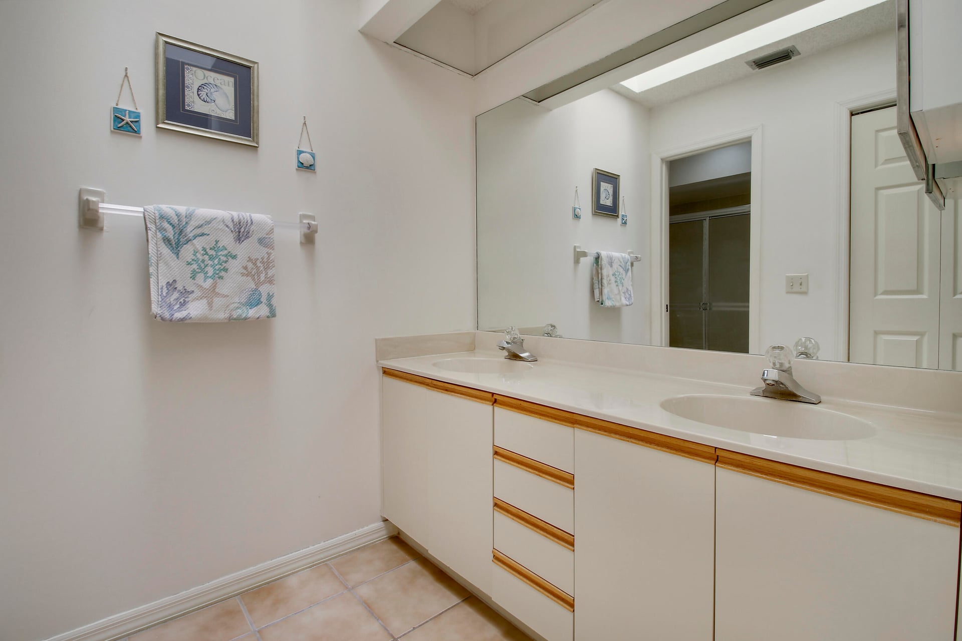 Residence photo 22