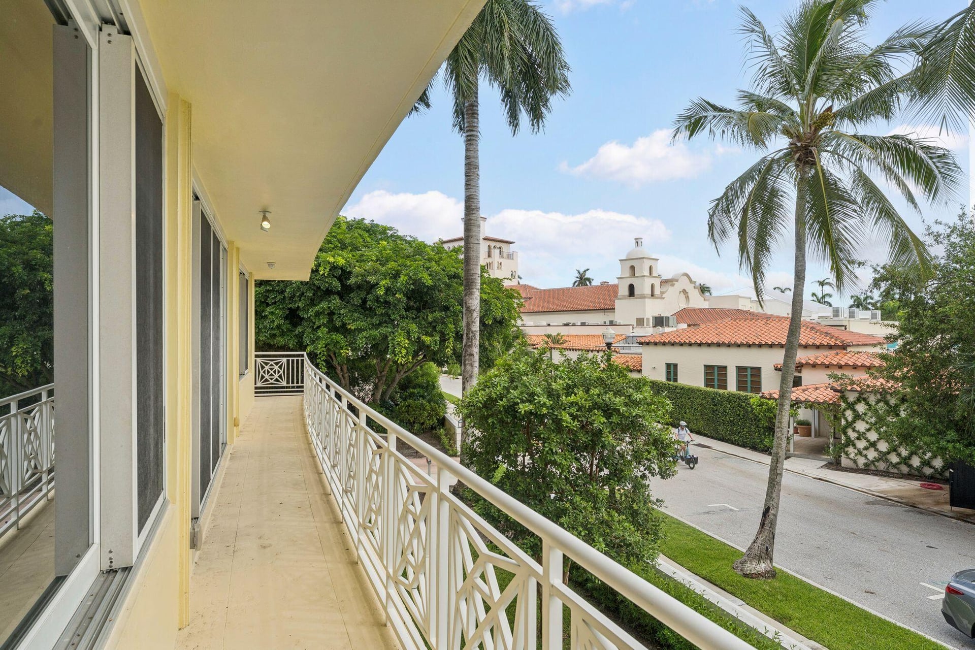 In-Town Palm Beach Unit 2F photo 5