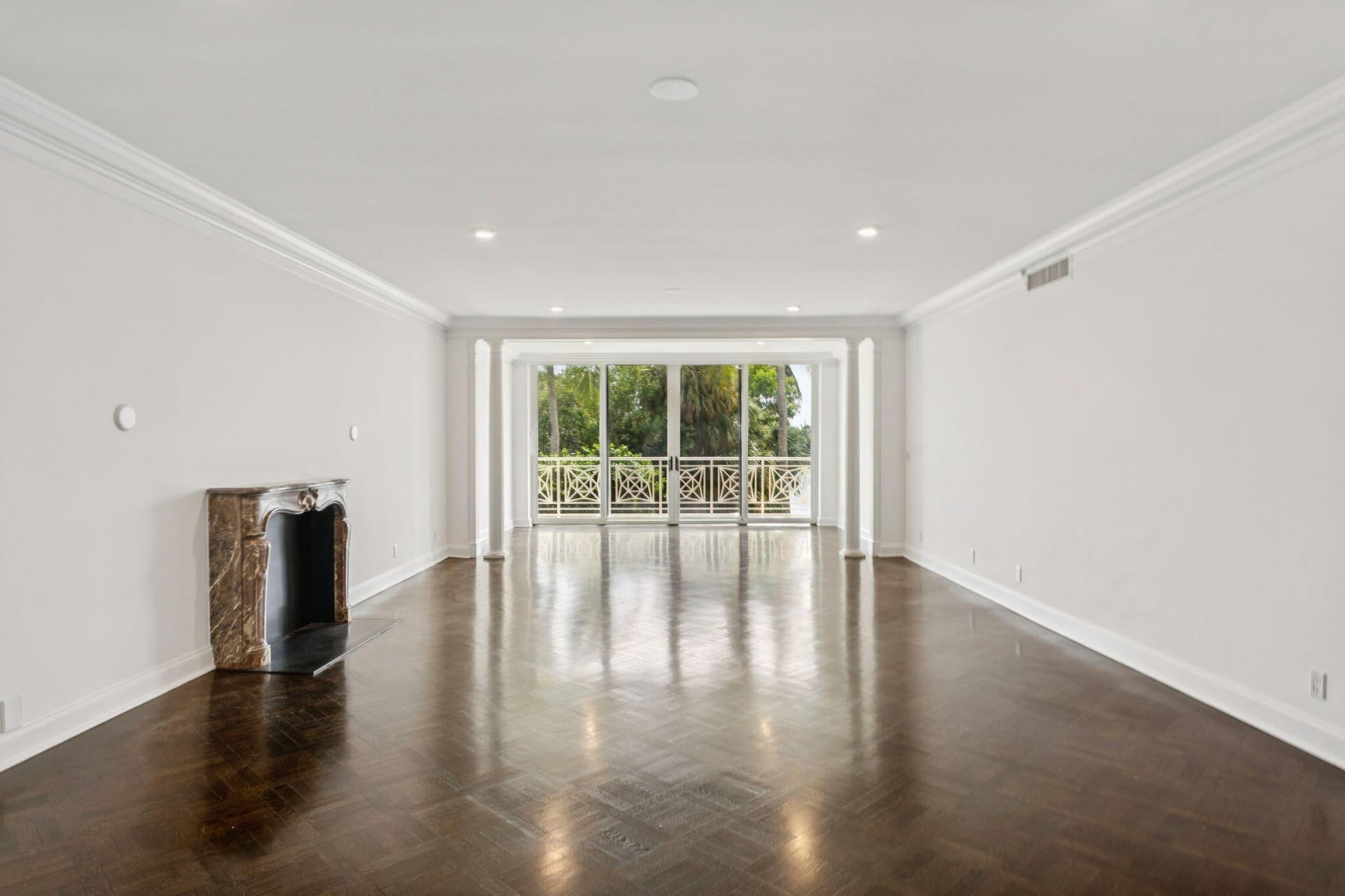 In-Town Palm Beach Unit 2F photo 11