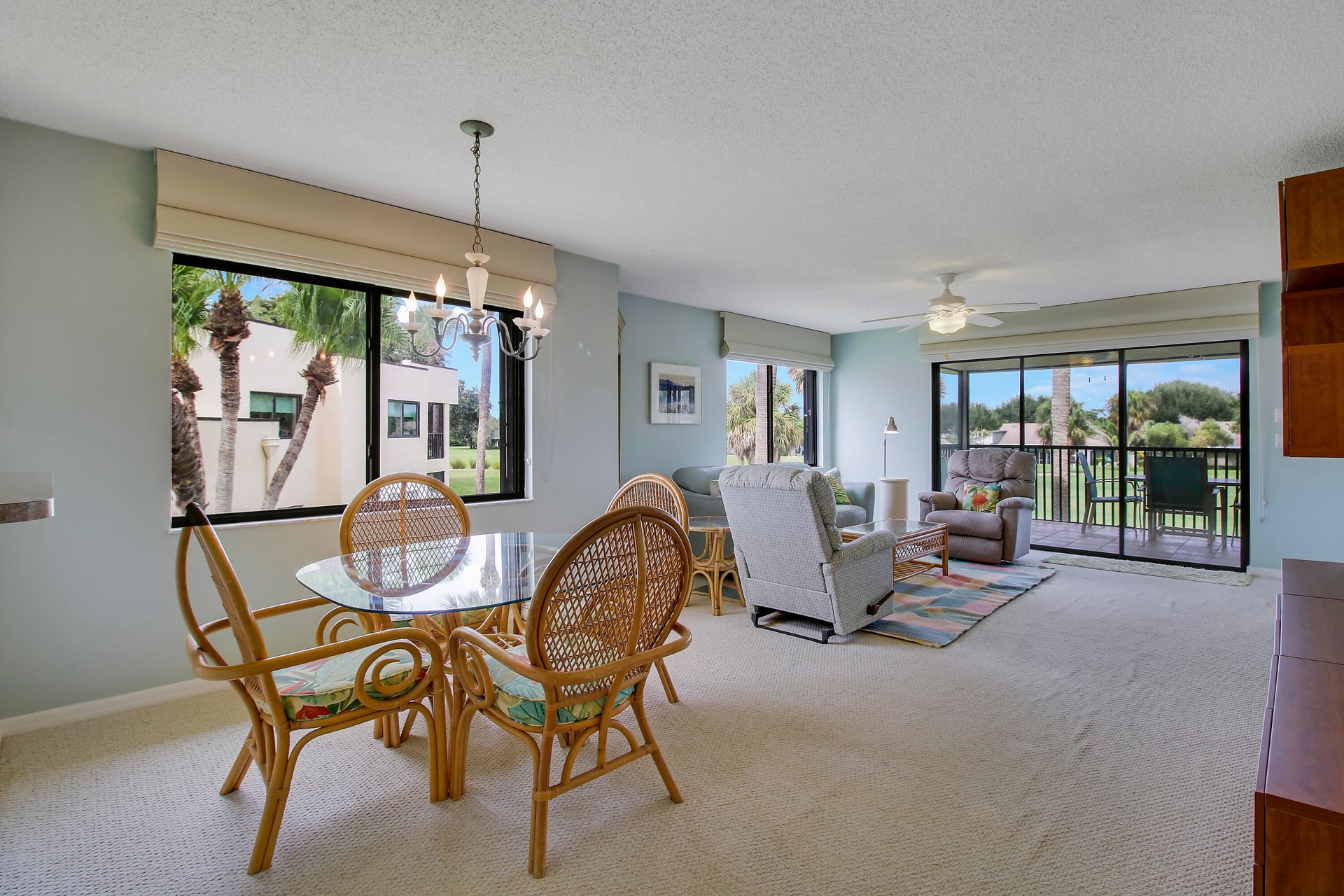 Unit 204 photo 11