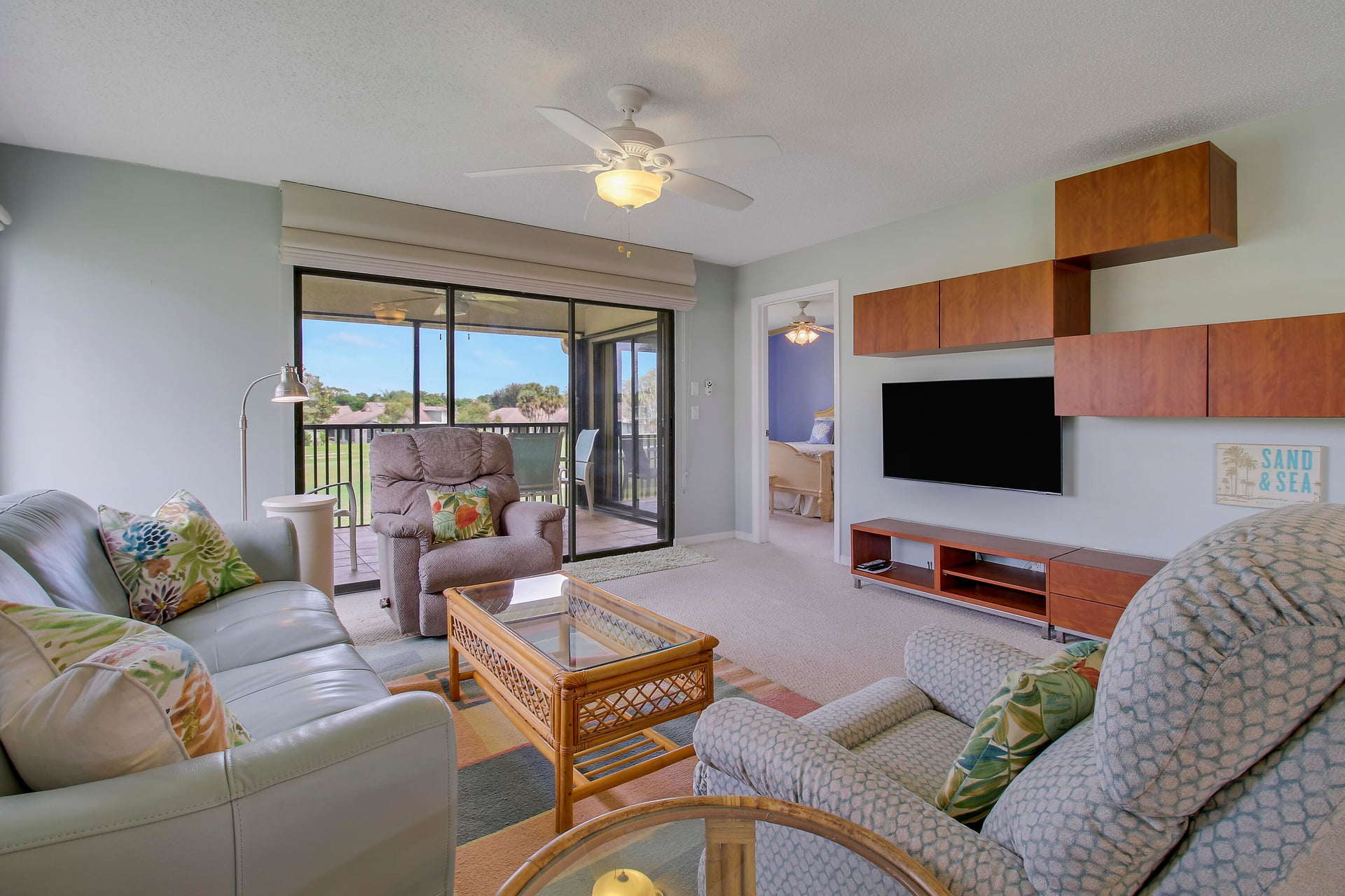 Unit 204 photo 12