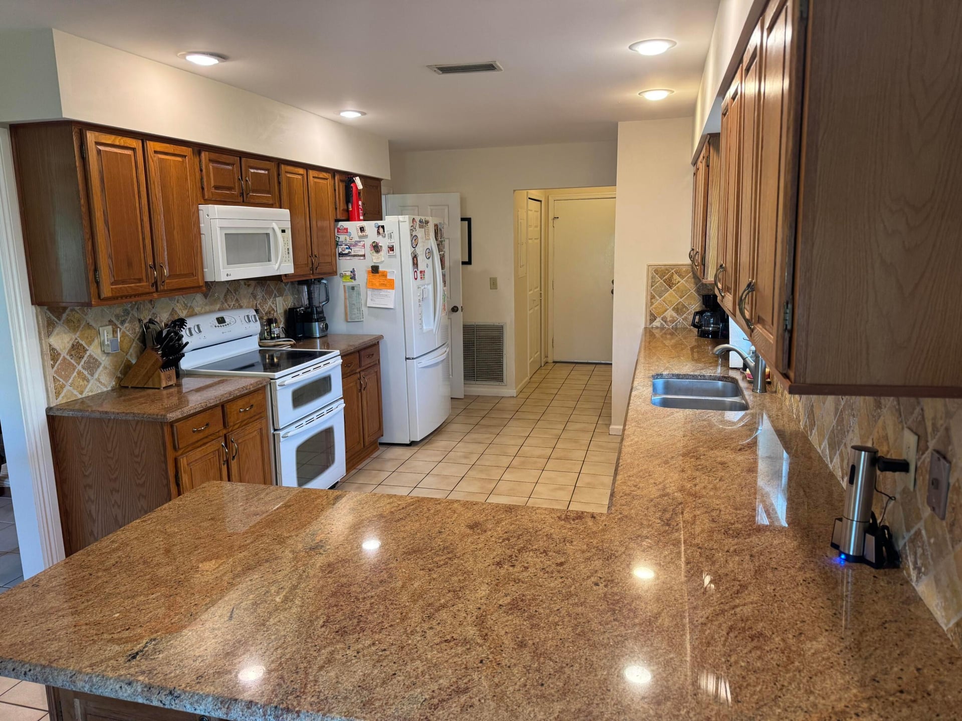  Residence photo 9