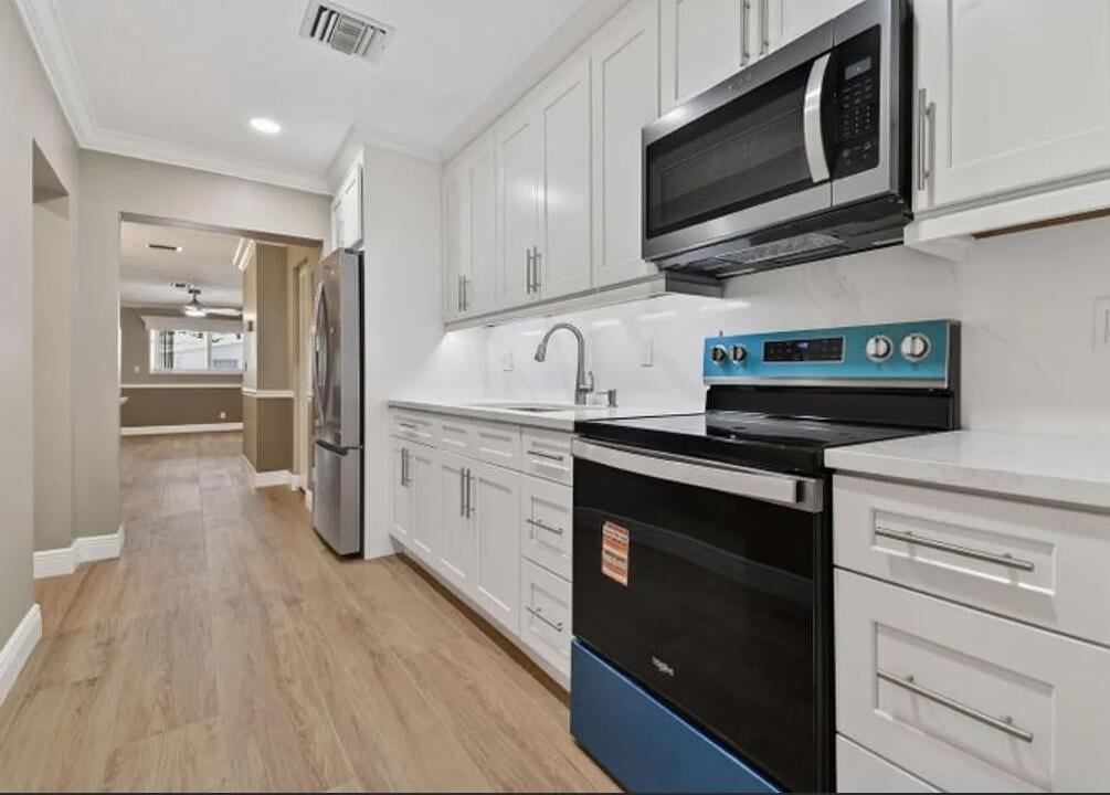 Residence photo 3