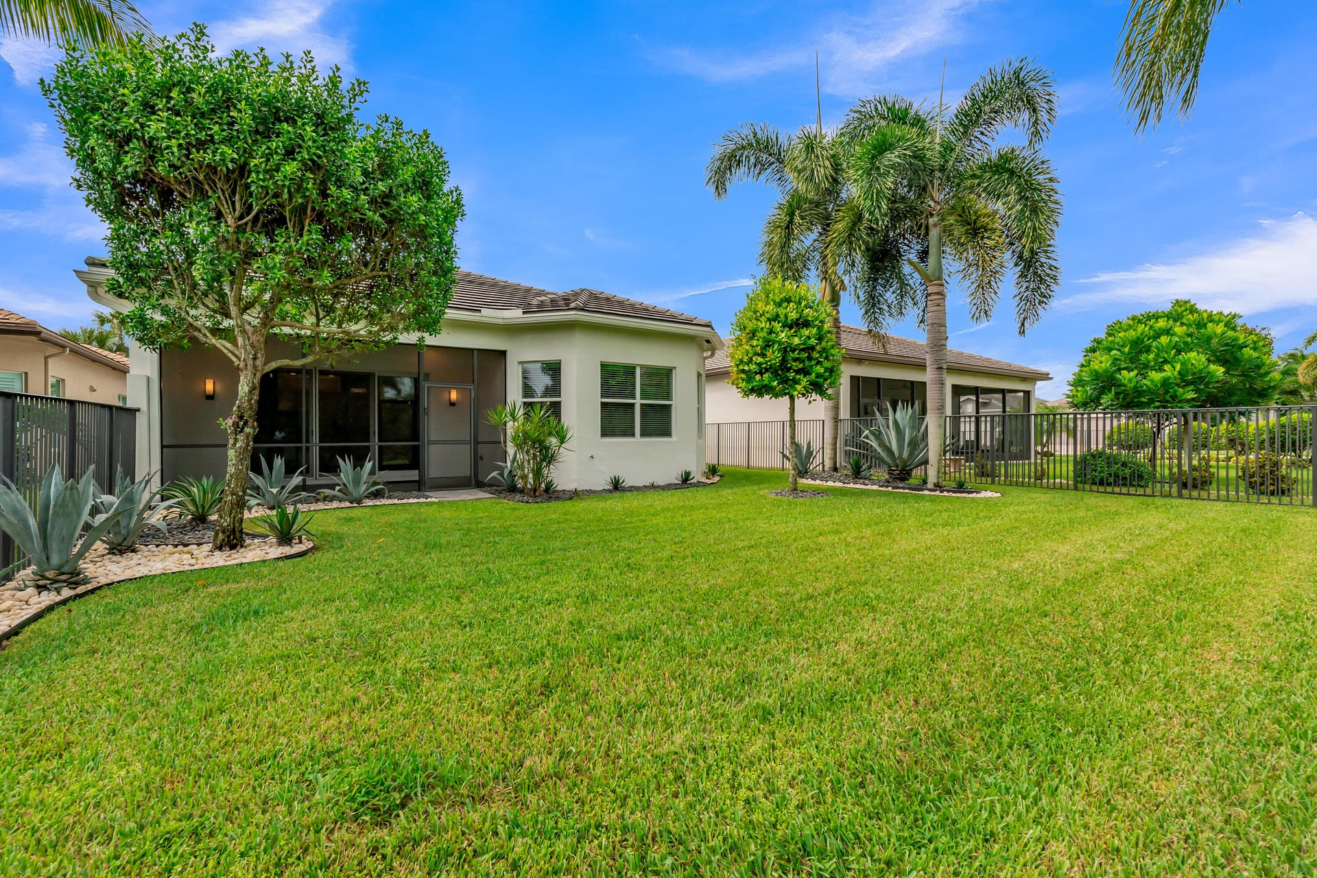  Residence photo 42