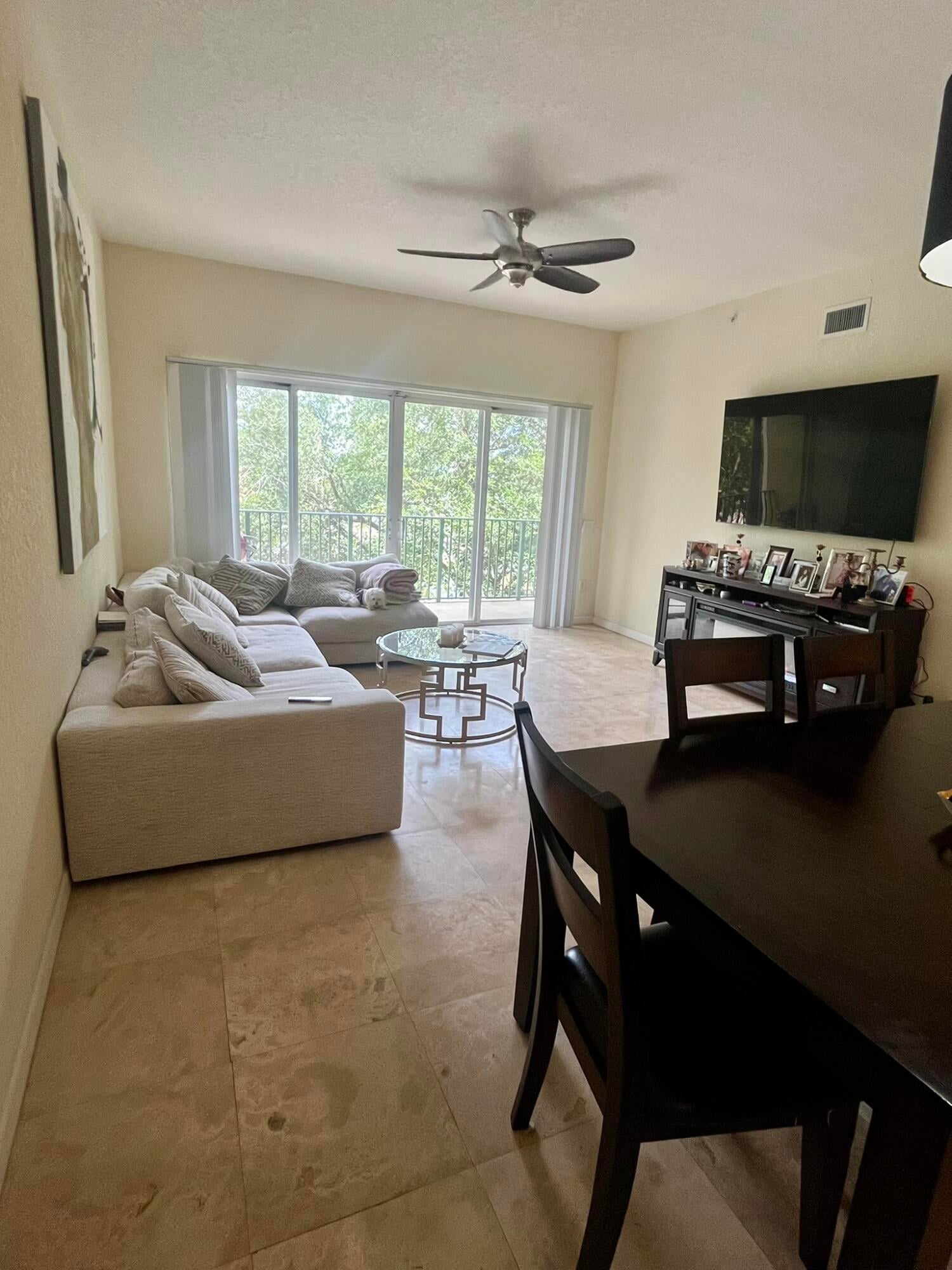  Unit 307 photo 18