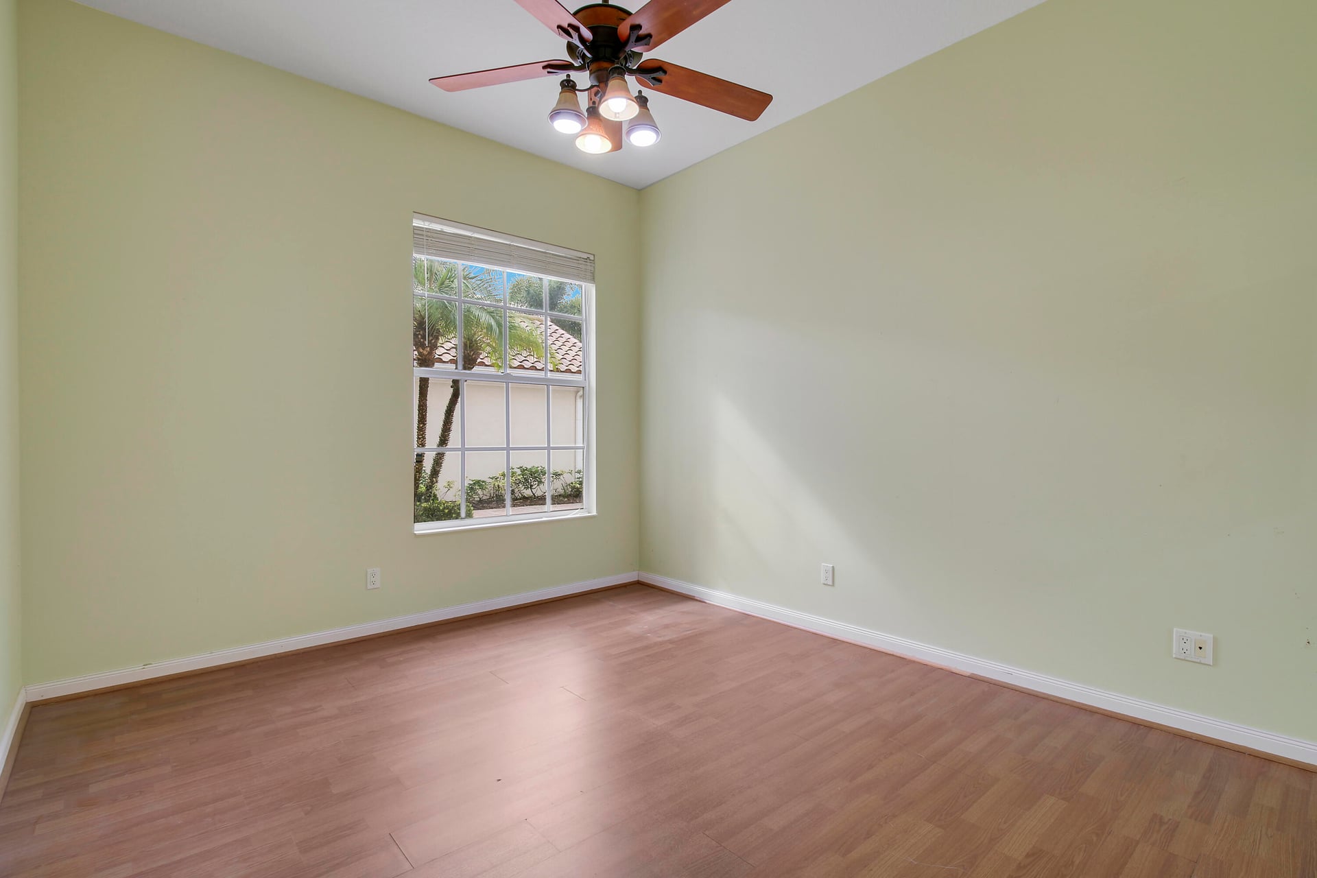 Residence photo 34