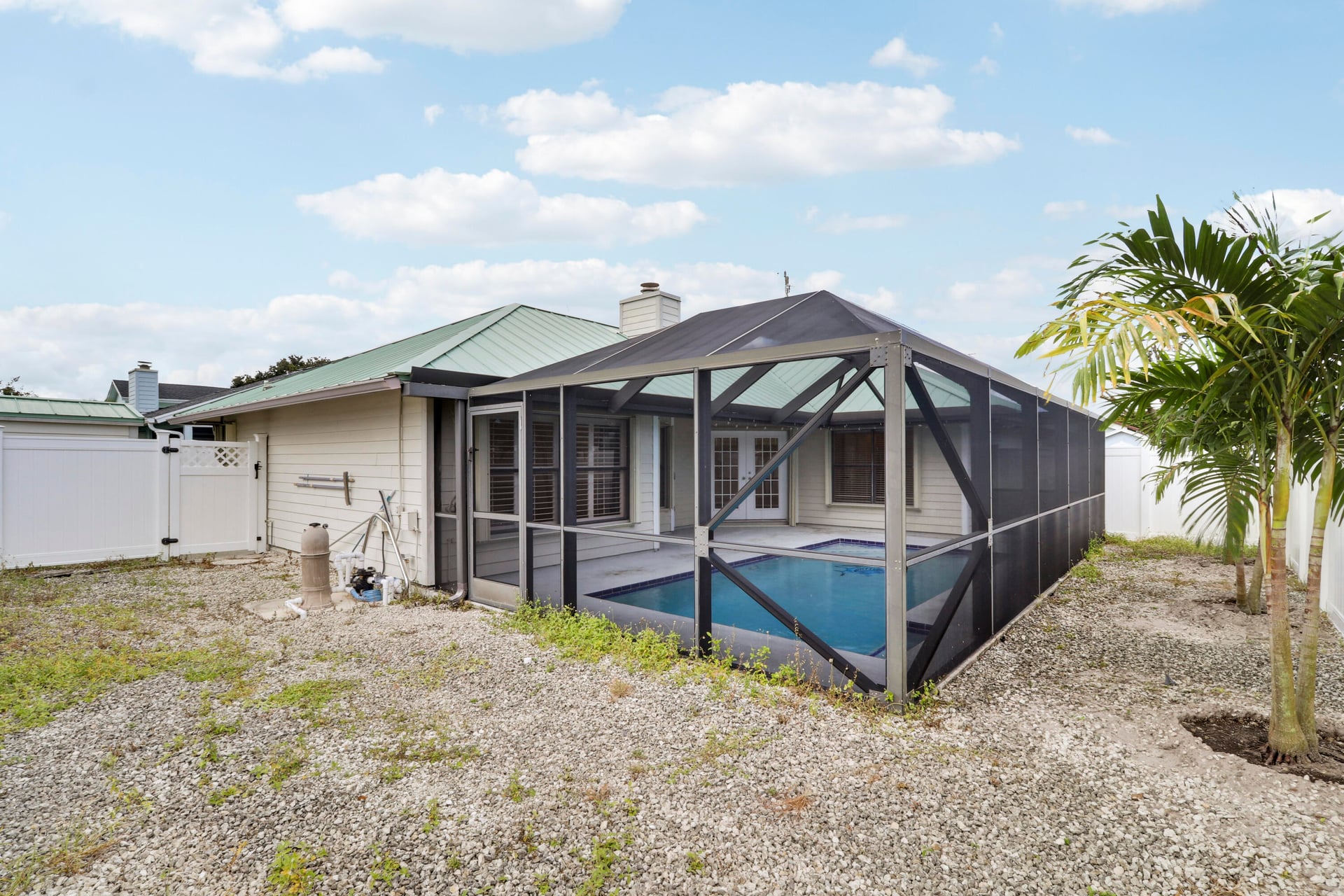Residence photo 32