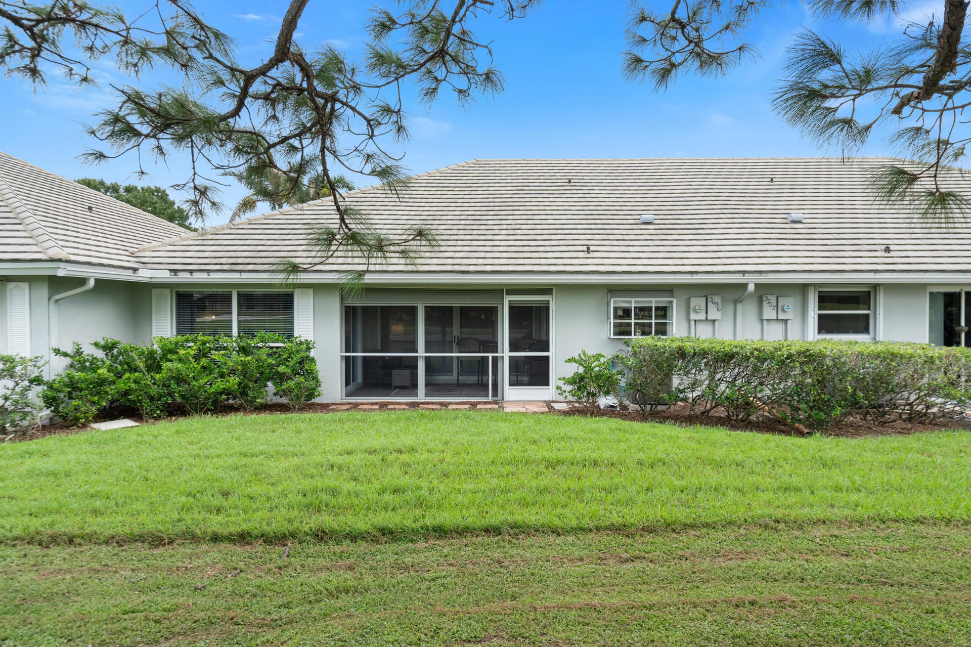 Residence photo 32