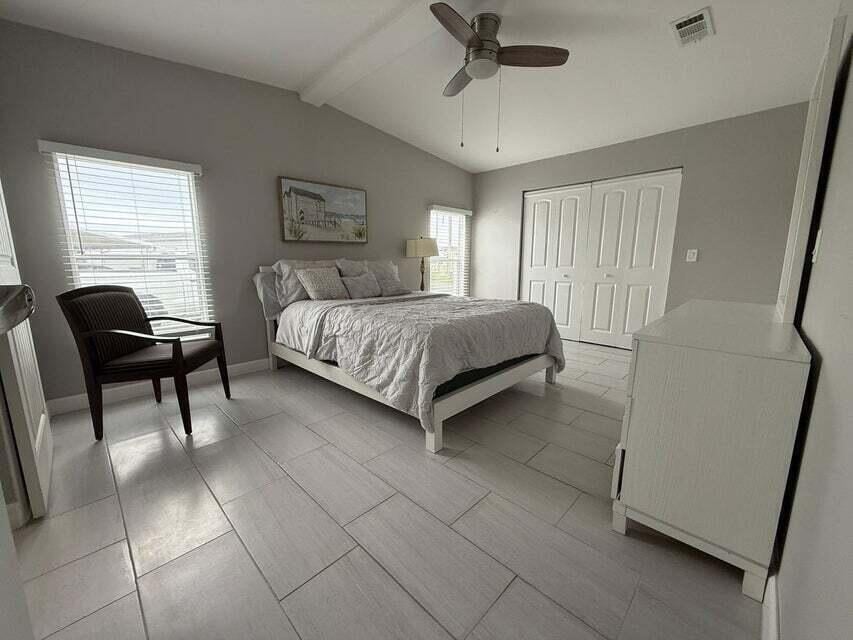 Residence photo 10