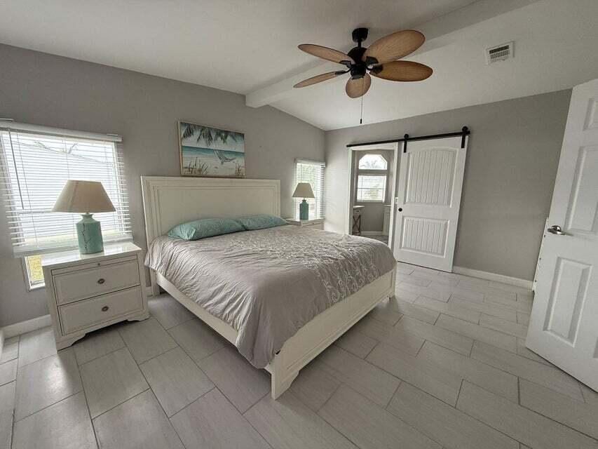 Residence photo 14