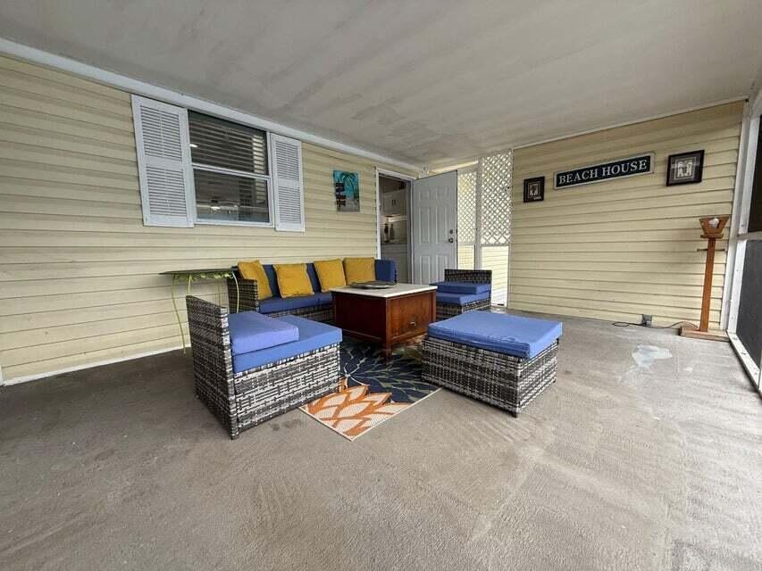 Residence photo 17