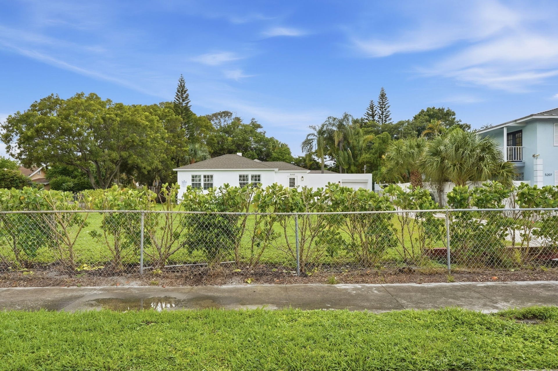 West Palm Beach Residence photo 13