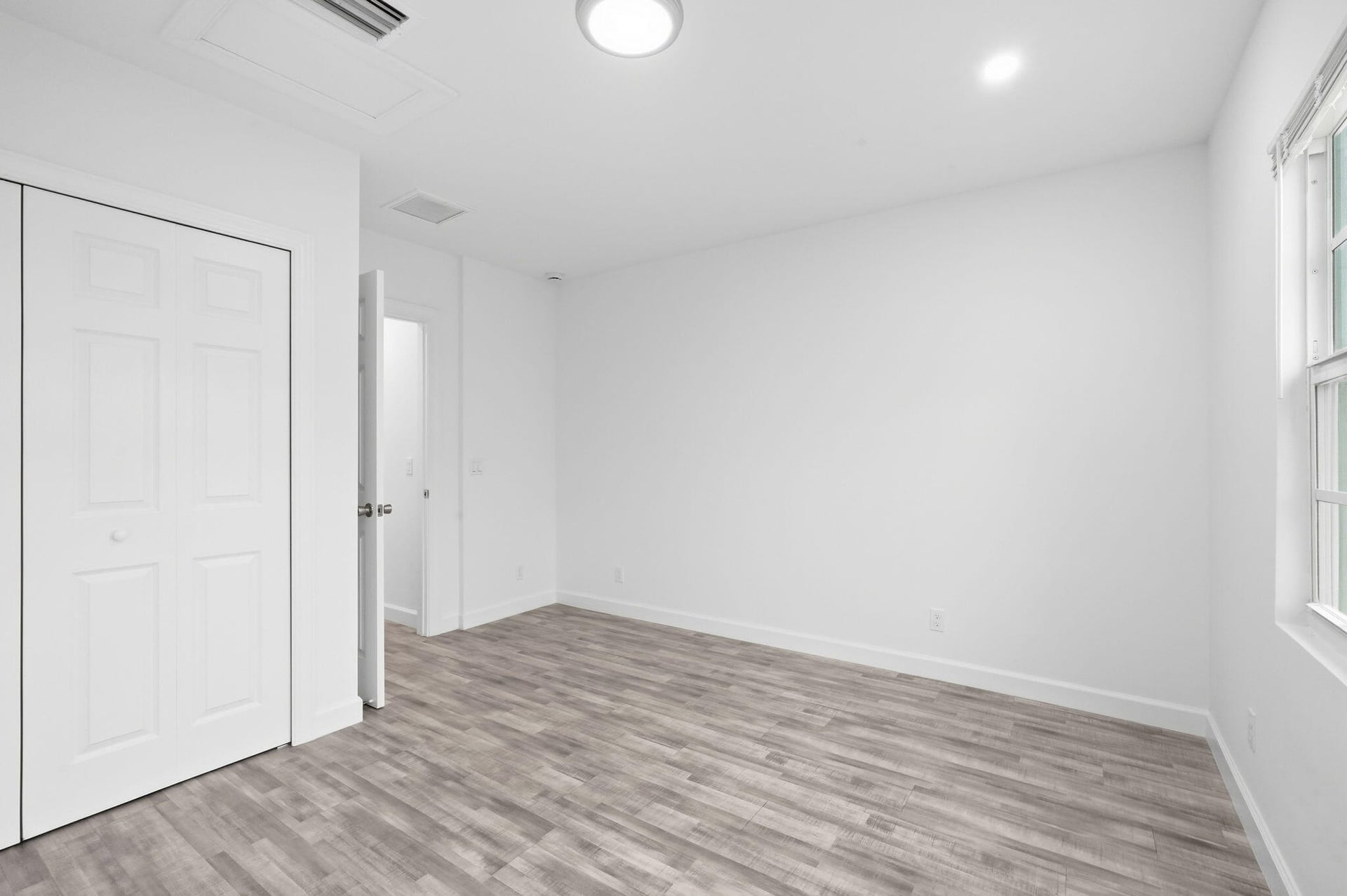 West Palm Beach Residence photo 17