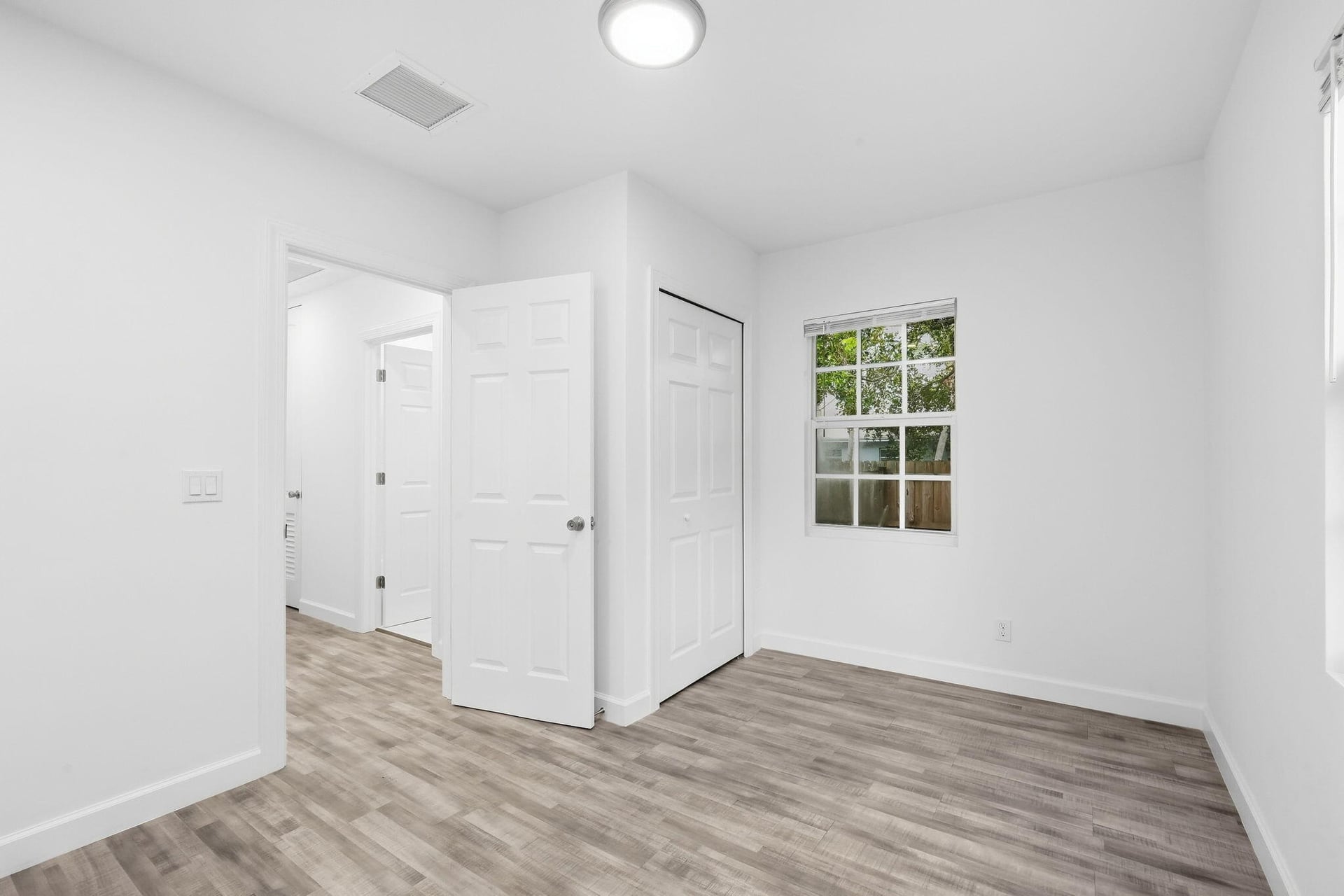 West Palm Beach Residence photo 19
