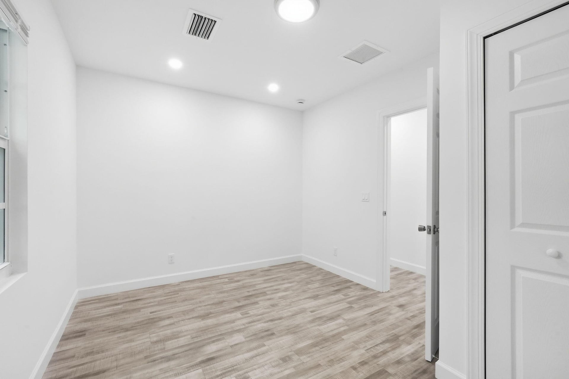 West Palm Beach Residence photo 20