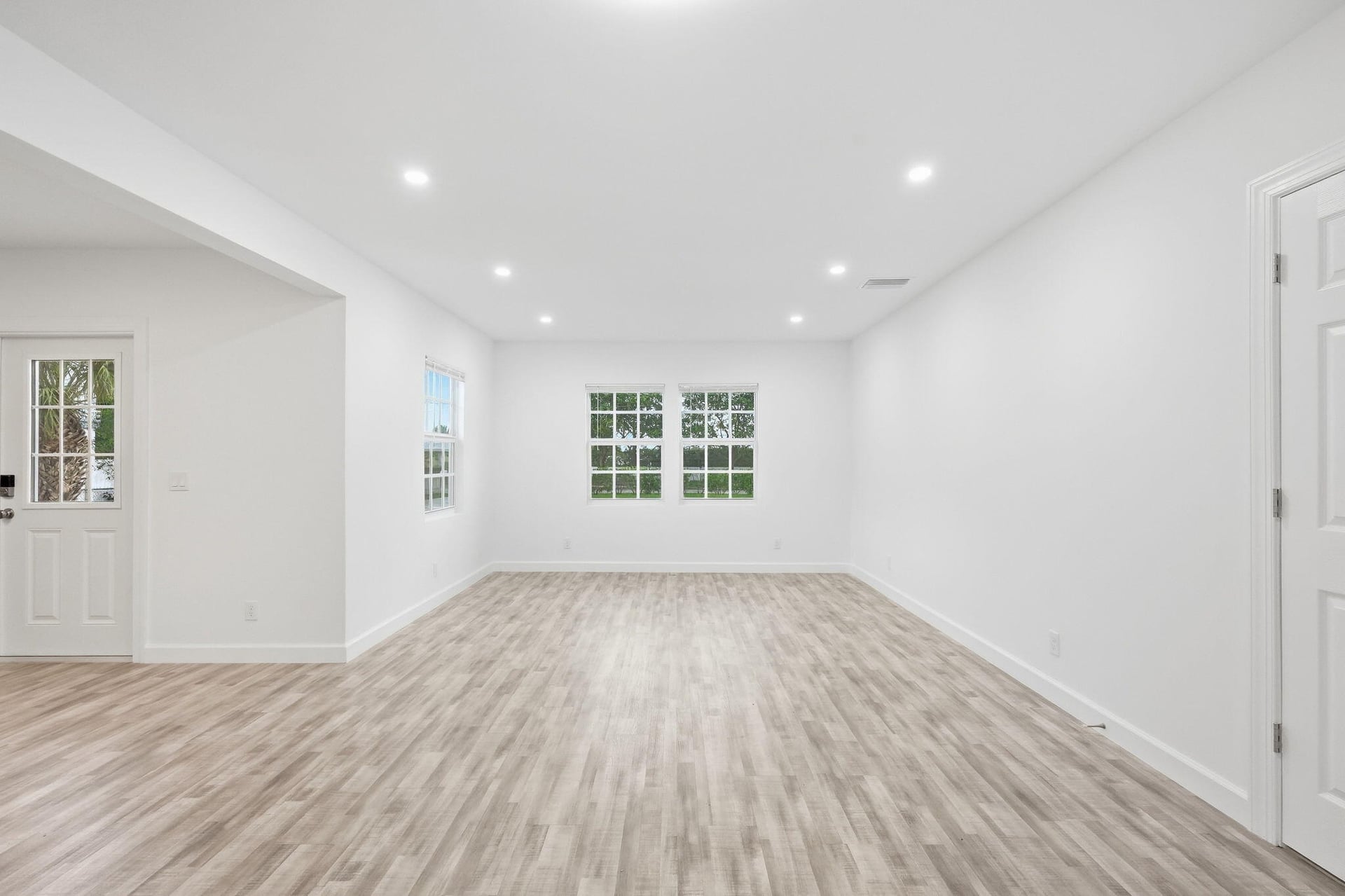 West Palm Beach Residence photo 32