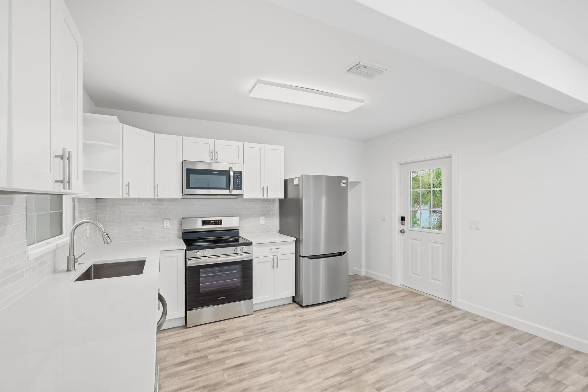 West Palm Beach Residence photo 33