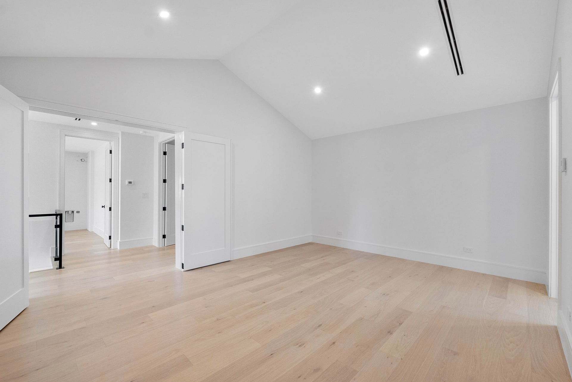  Residence photo 9