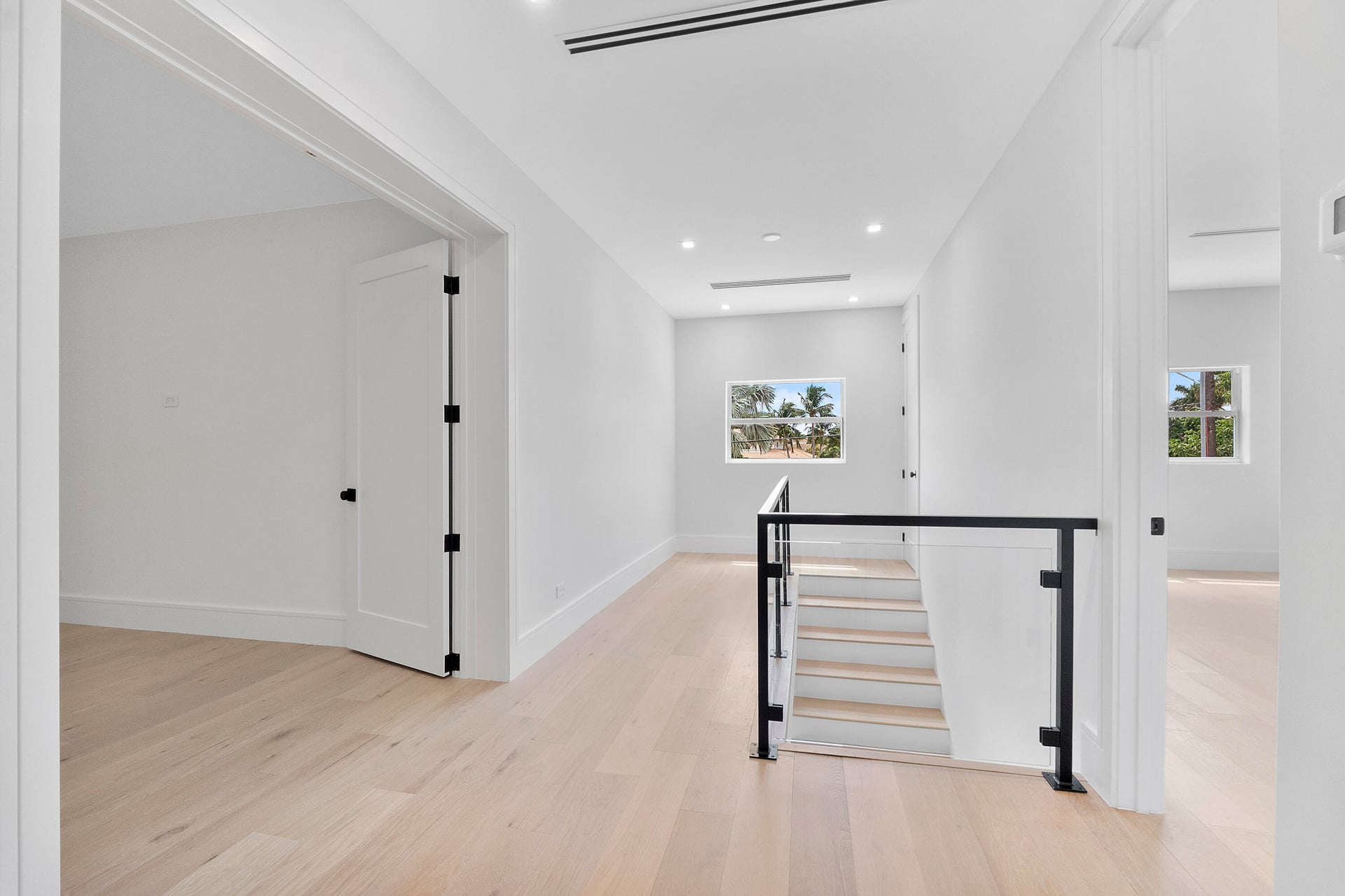  Residence photo 11