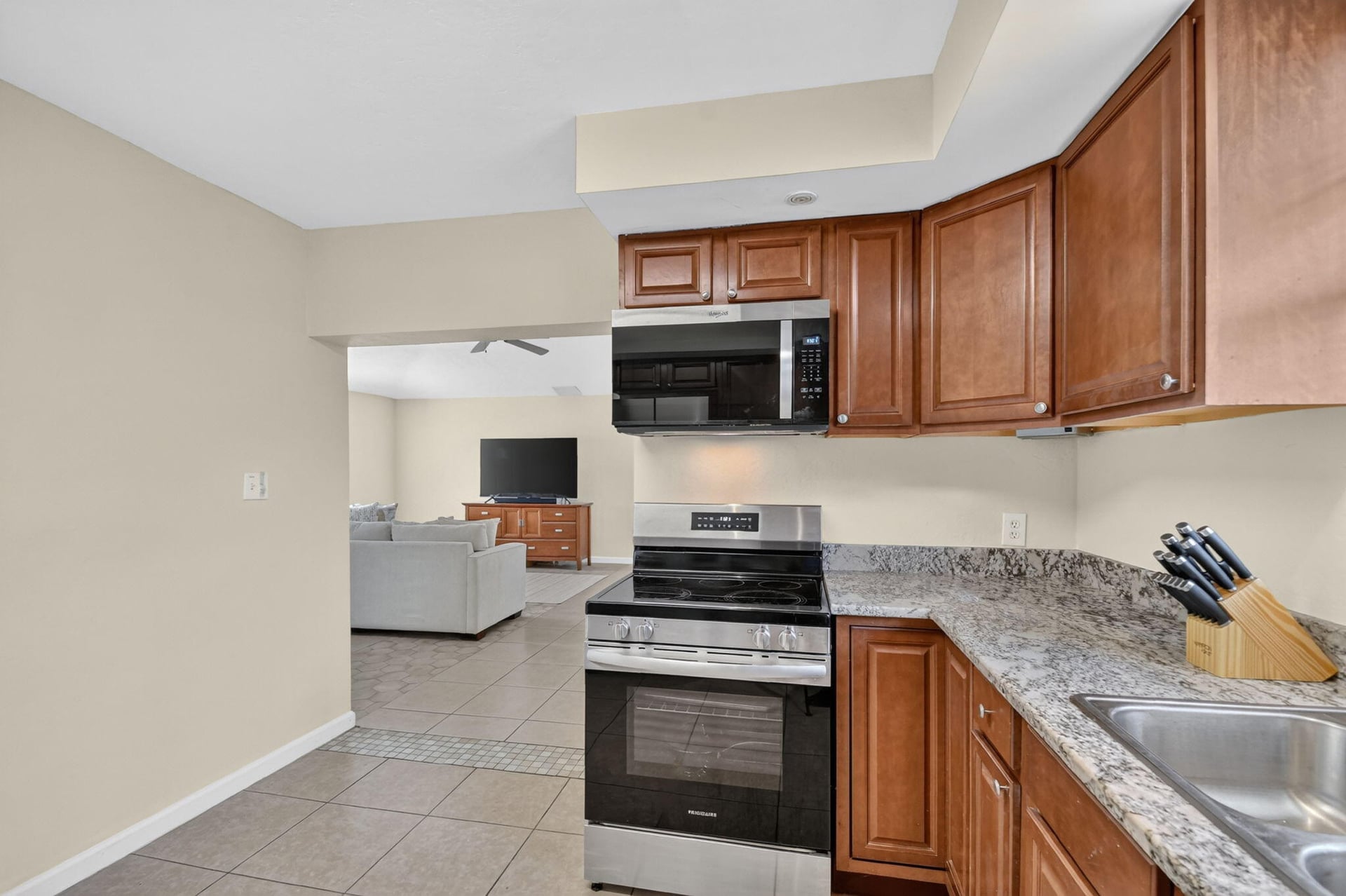 Residence photo 8
