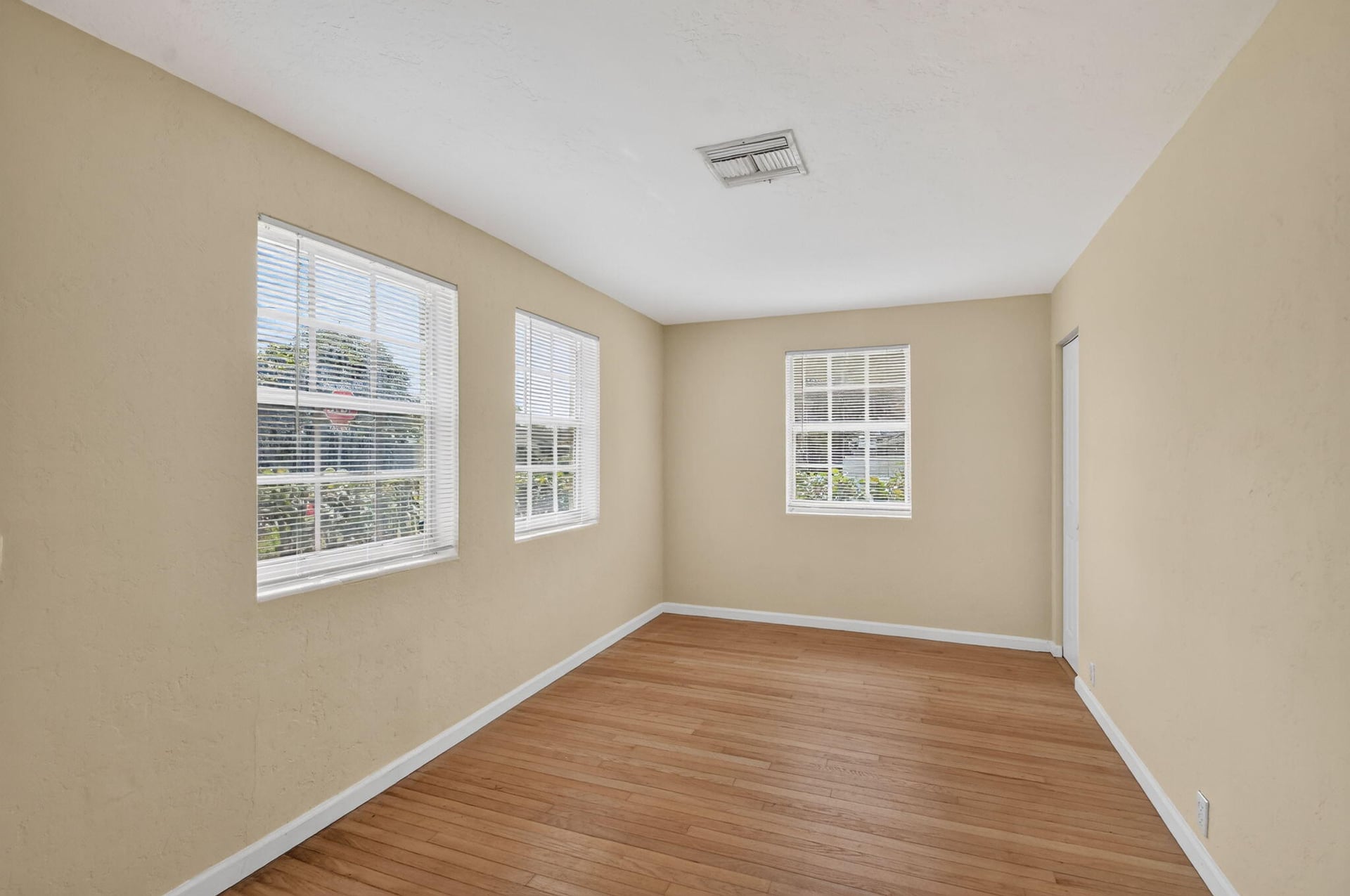 Residence photo 9