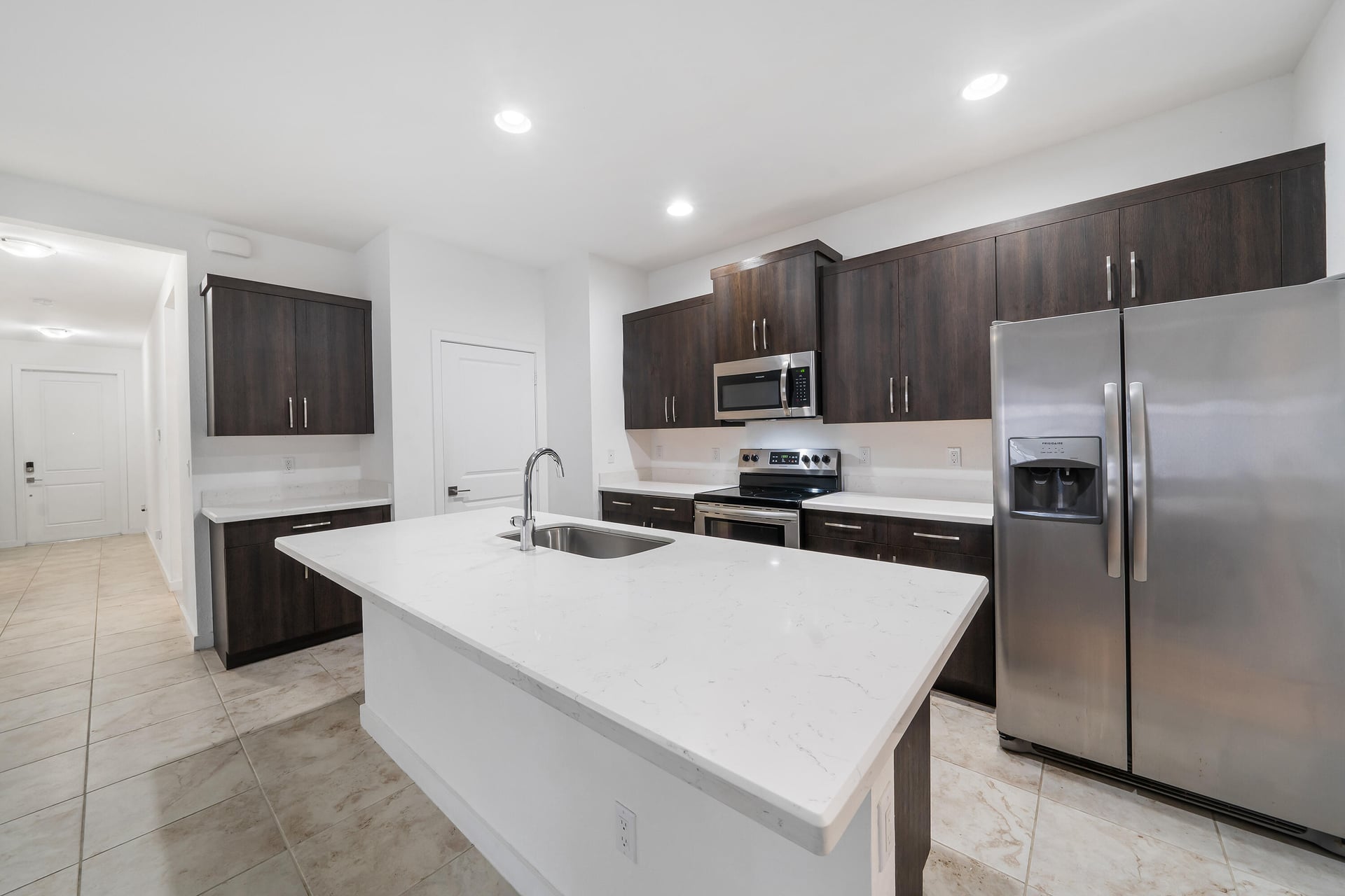 Residence photo 4