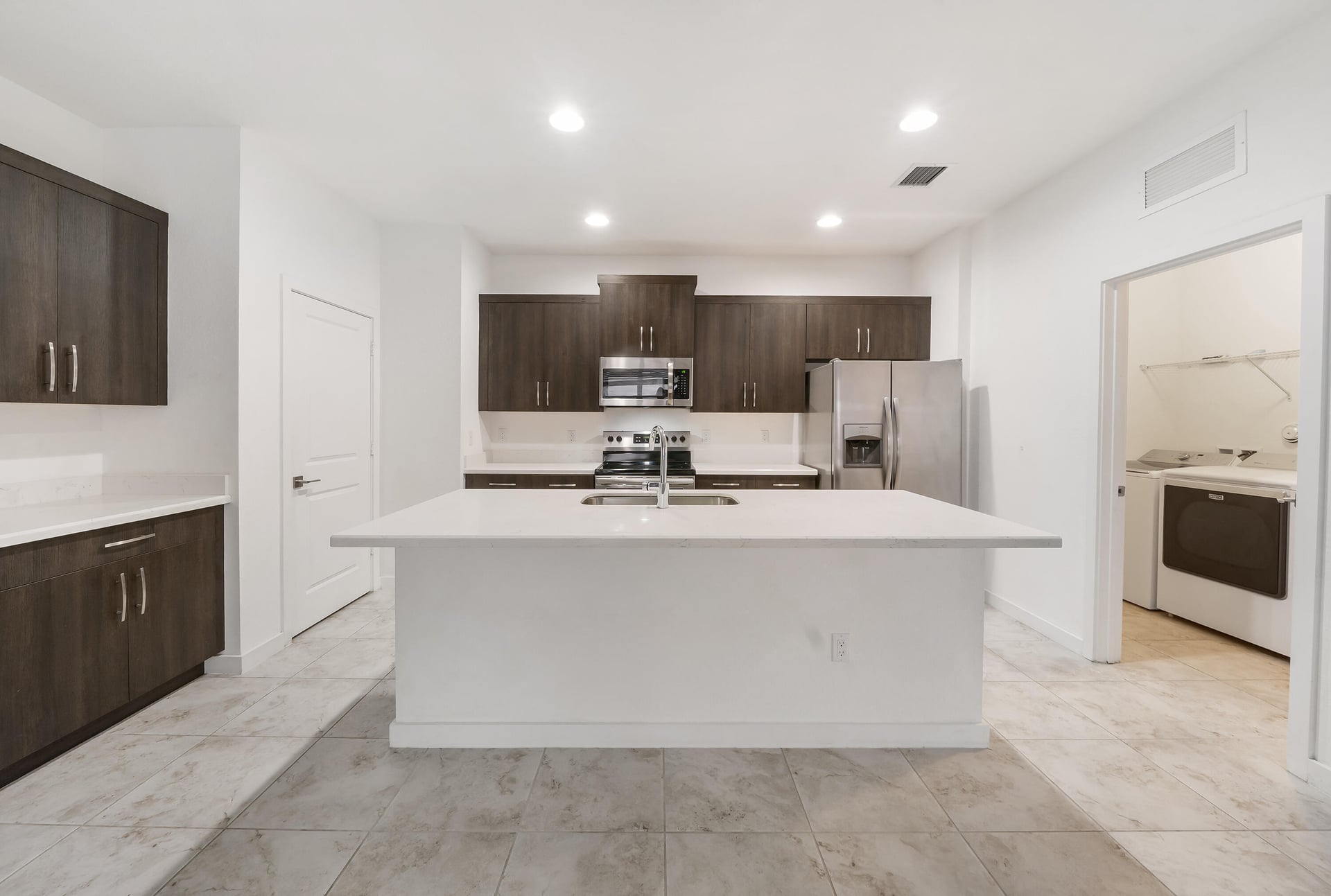 Residence photo 6