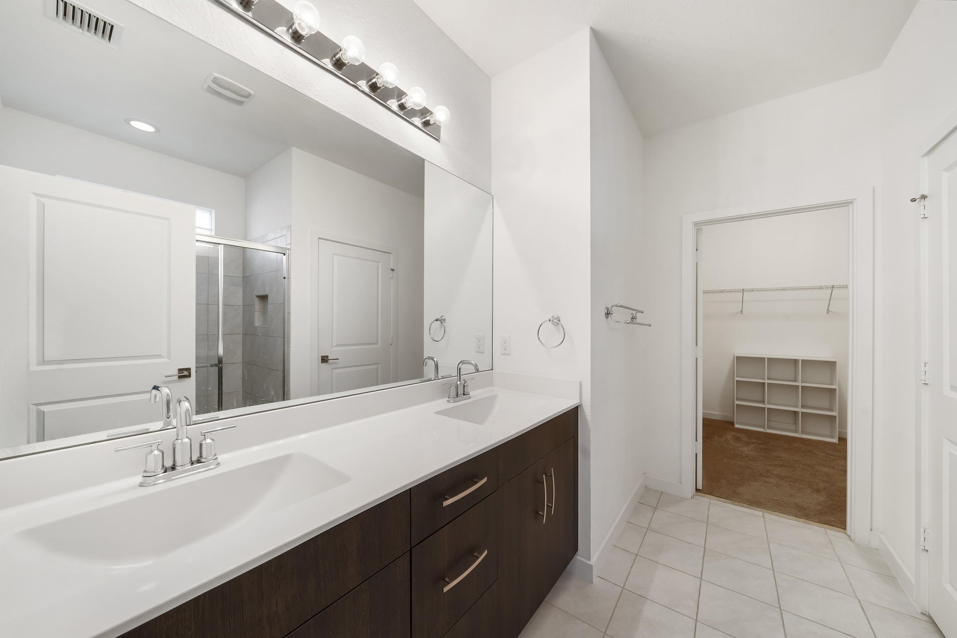 Residence photo 16
