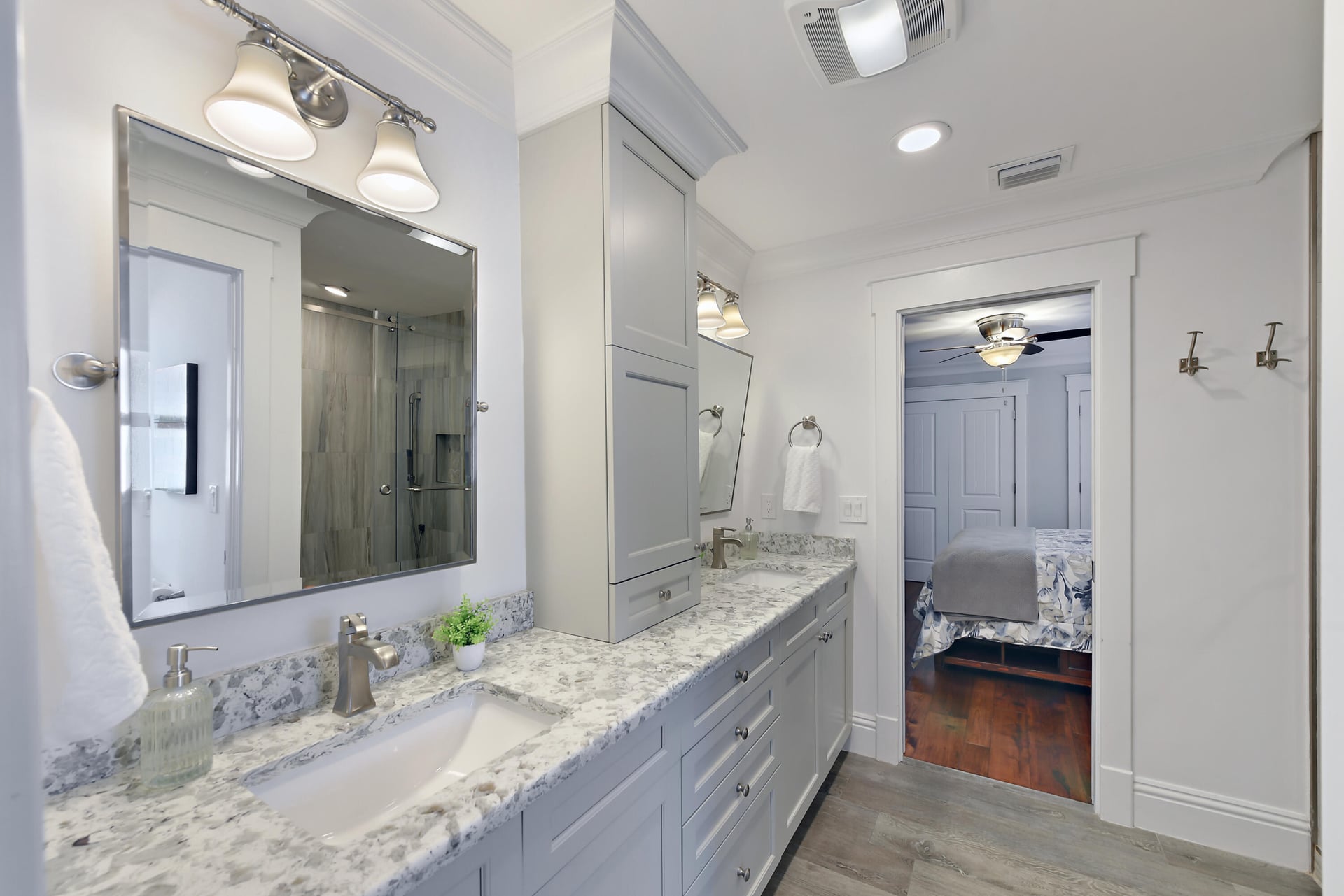 Residence photo 26