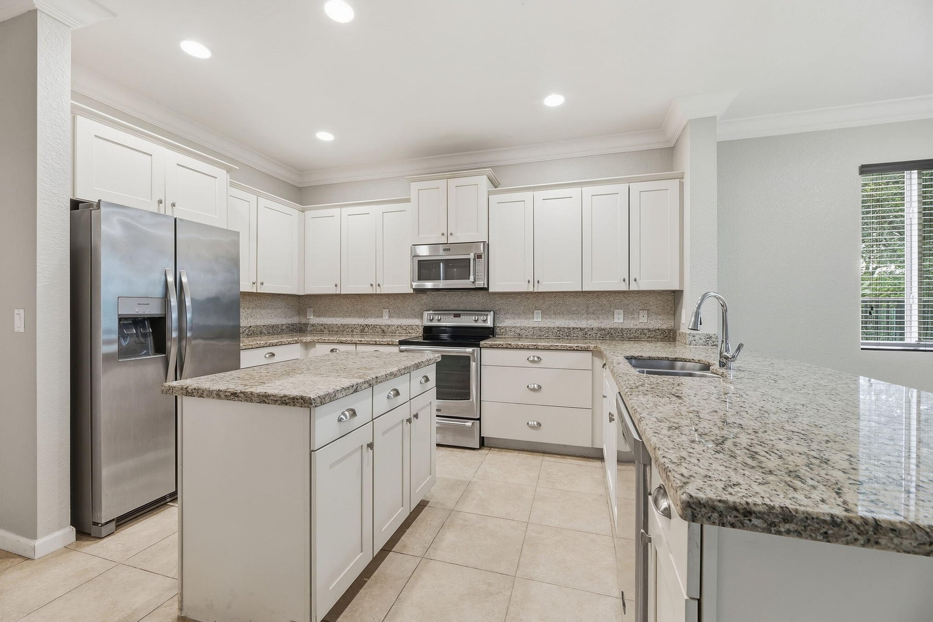  Residence photo 14