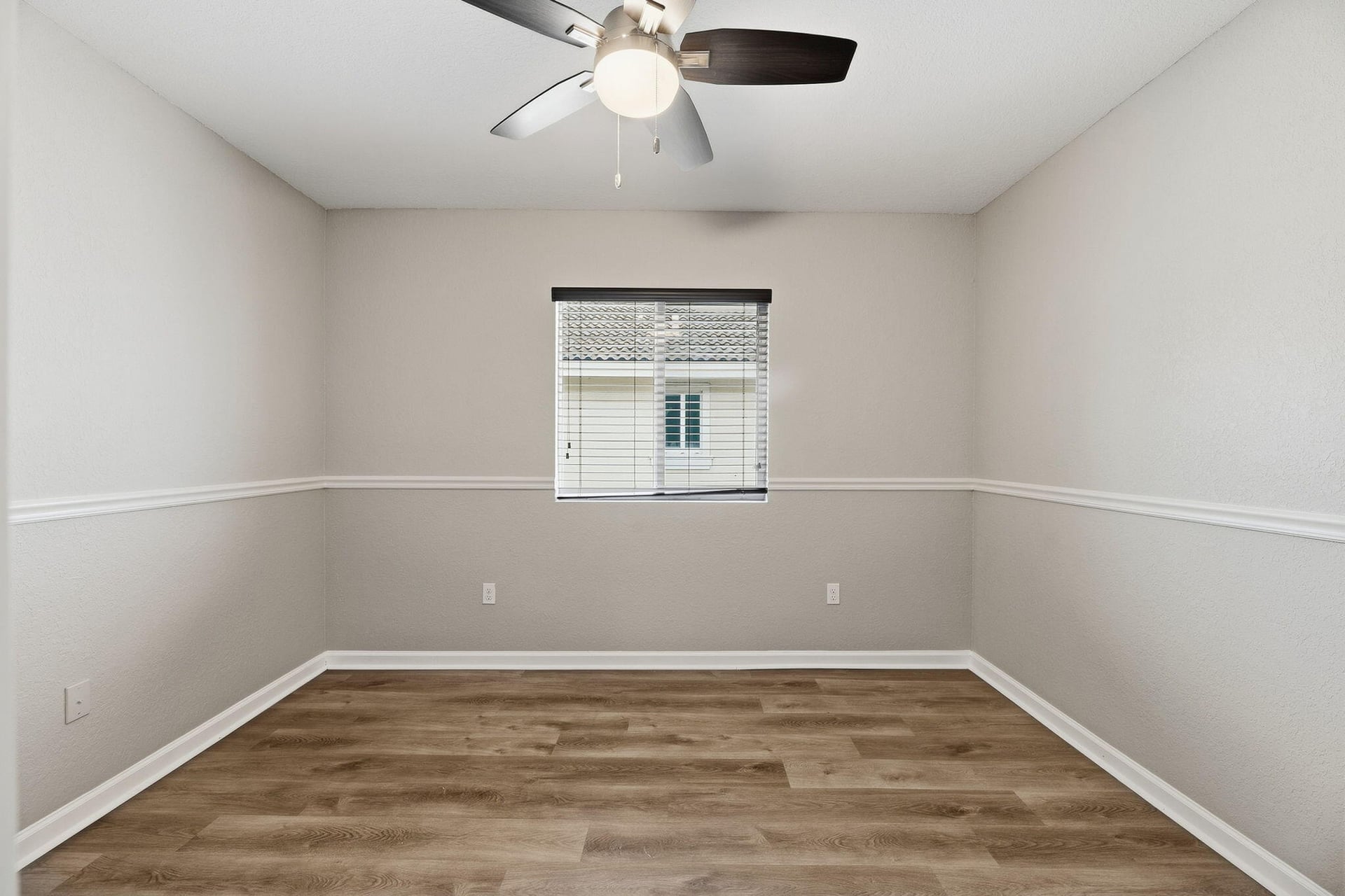  Residence photo 23