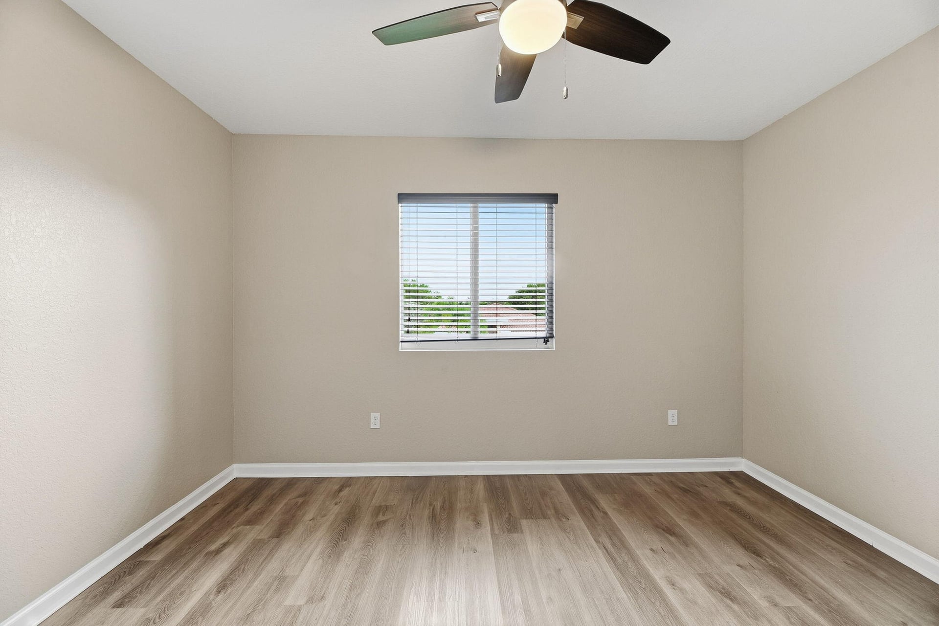  Residence photo 29