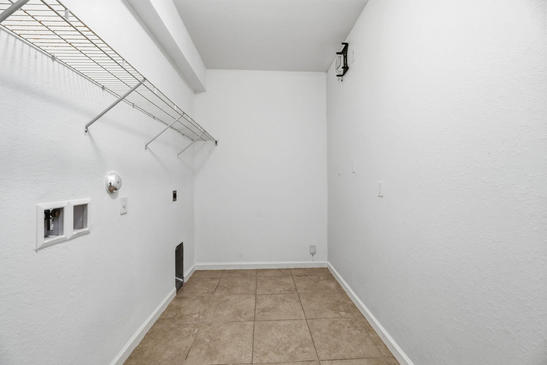  Residence photo 42